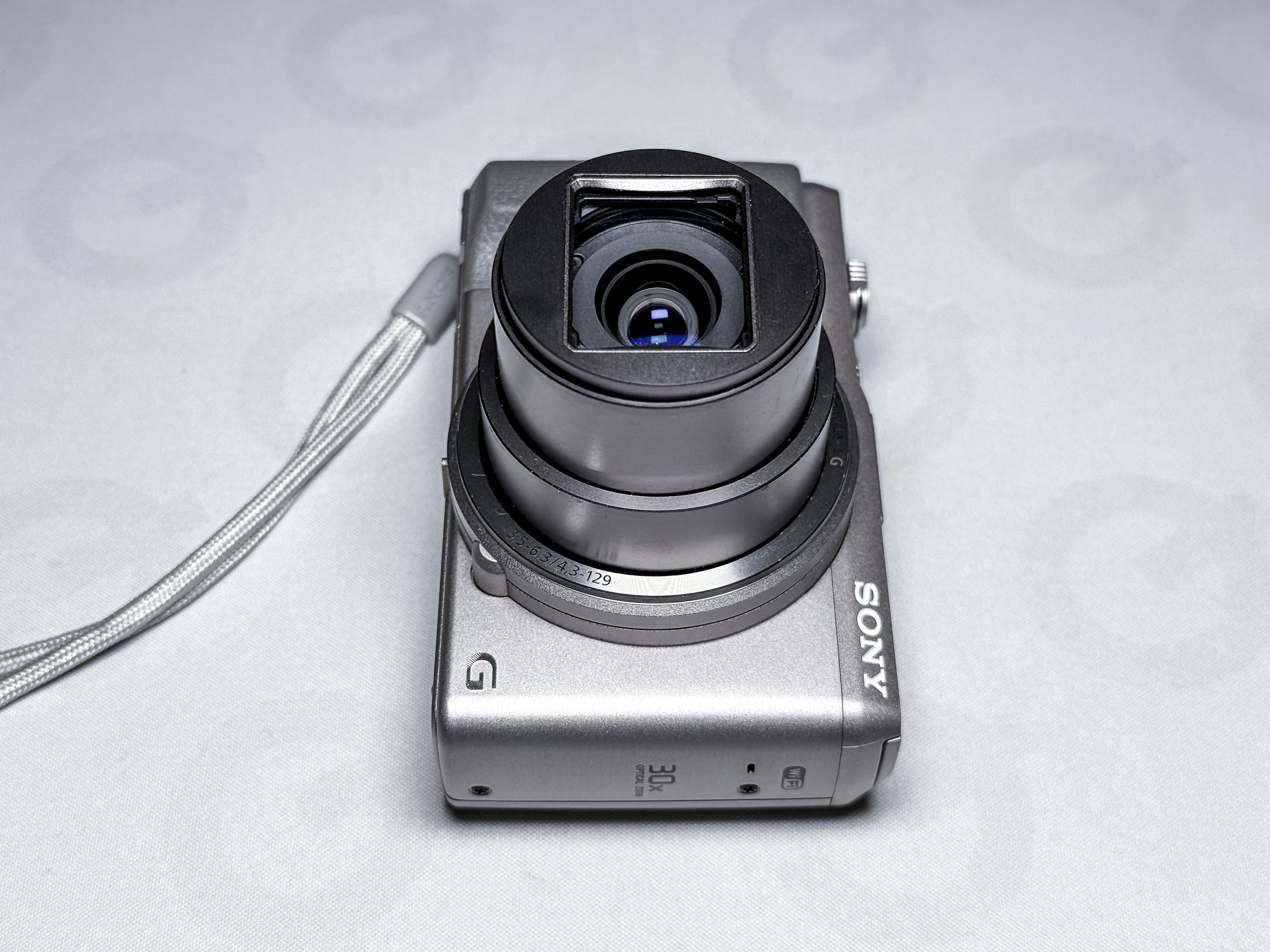 Sony HX60 Cyber-shot 20.4 Mpx 30x Zoom - 1 Year Warranty, Excellent HX-60