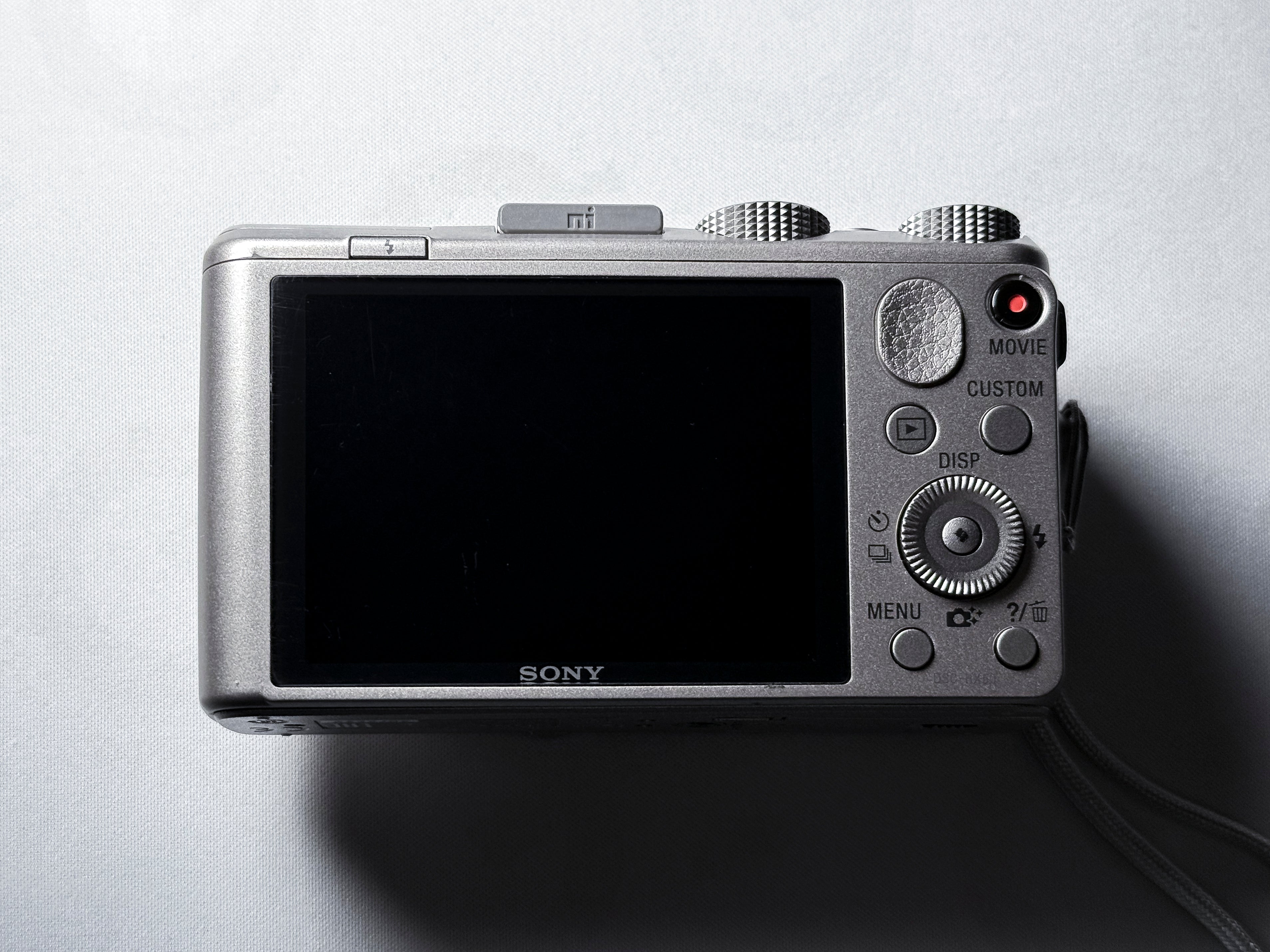 Sony HX60 Cyber-shot 20.4 Mpx 30x Zoom - 1 Year Warranty, Excellent HX-60