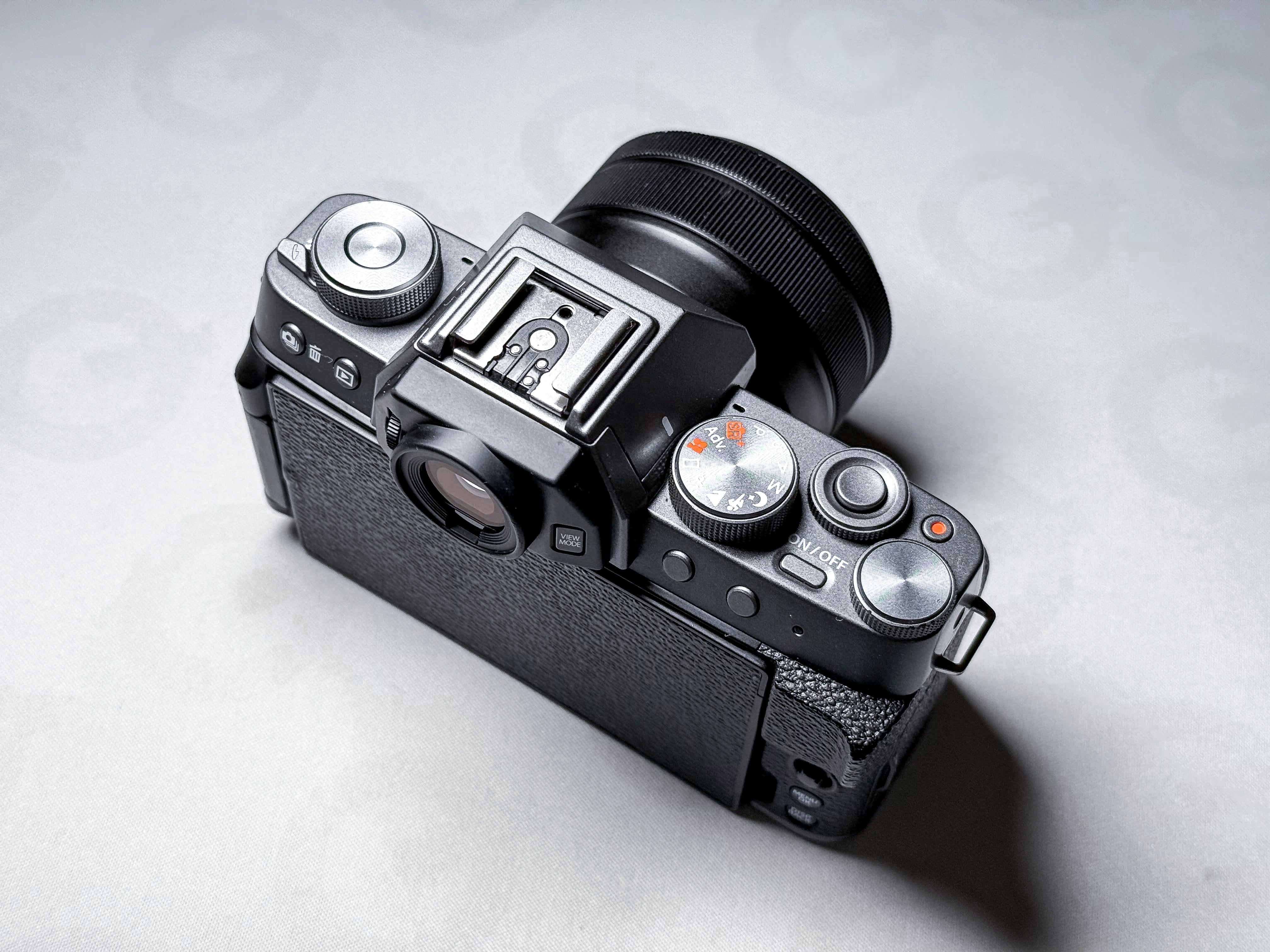 Fujifilm X-T200 + 15-45mm Kit APS-C Mirrorless Box - 1 Year Warranty Fuji XT200