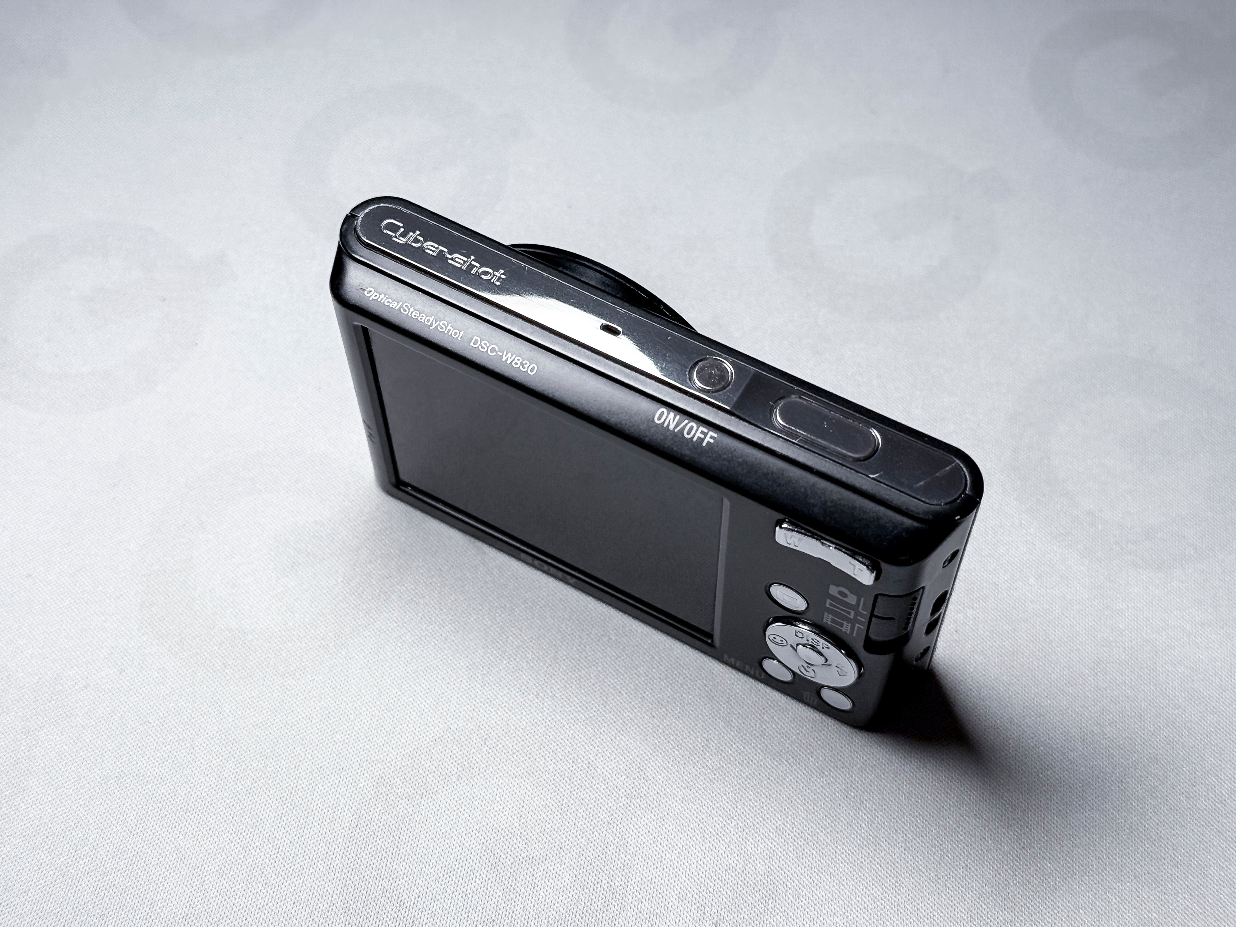 Sony W830 Cyber-shot CCD - 1 Year Warranty, Excellent DSC-W830
