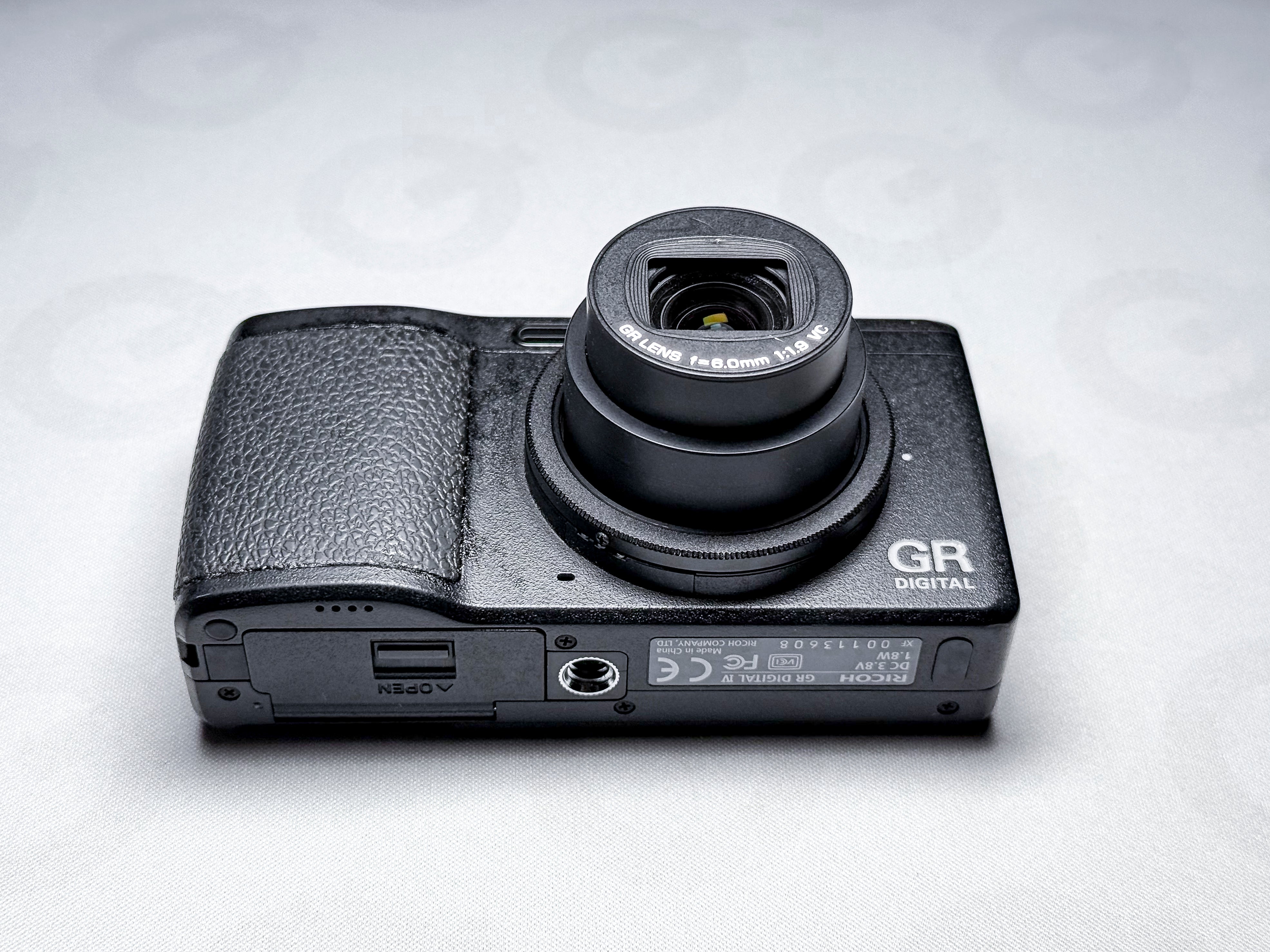 Ricoh GR Digital IV 4 CCD Sensor - 1 Year Warranty, Perfectly Working