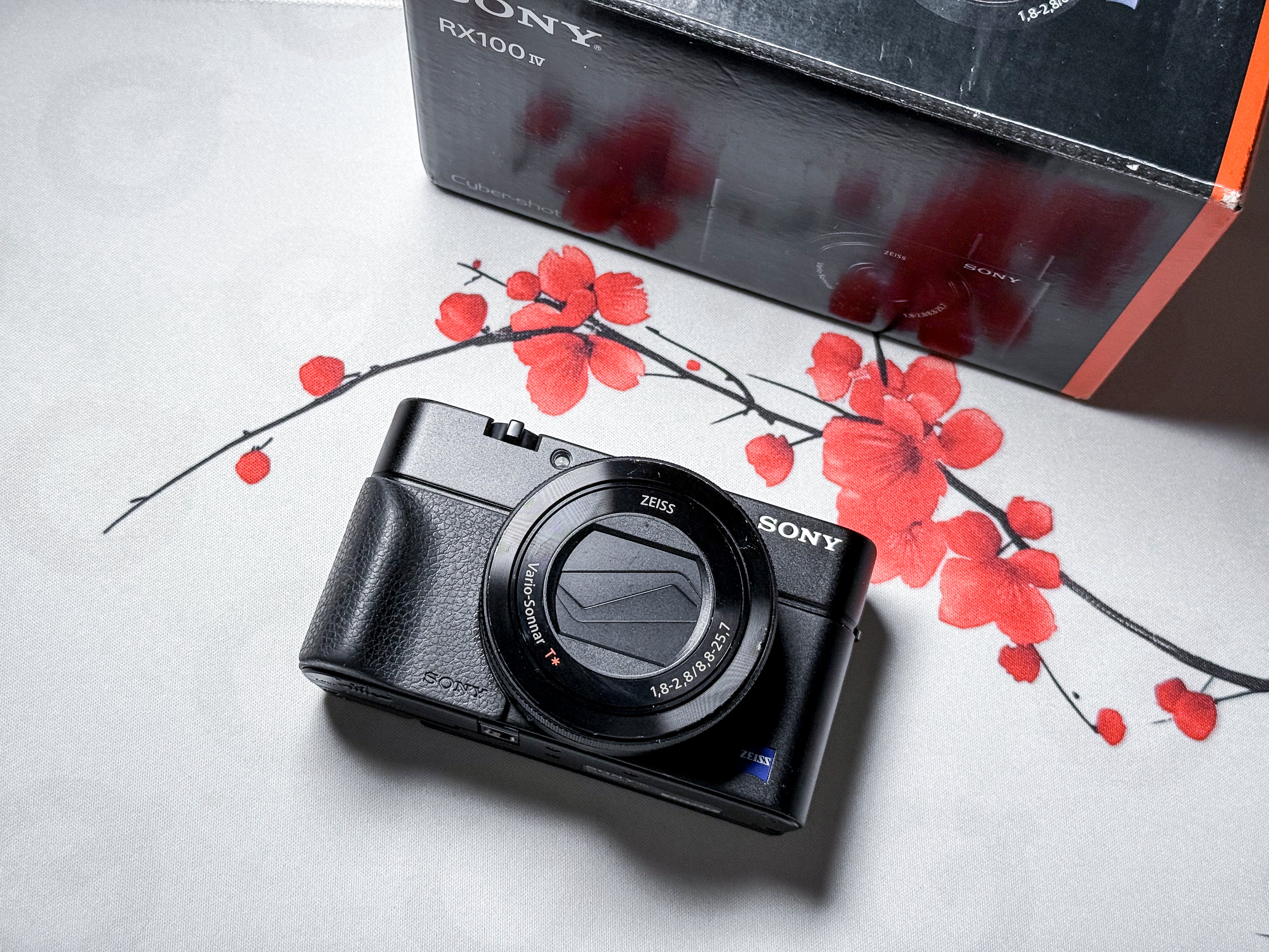Sony RX100 IV 4 Cyber-Shot - 1 Year Warranty, Perfectly Working RX 100 Mark 4