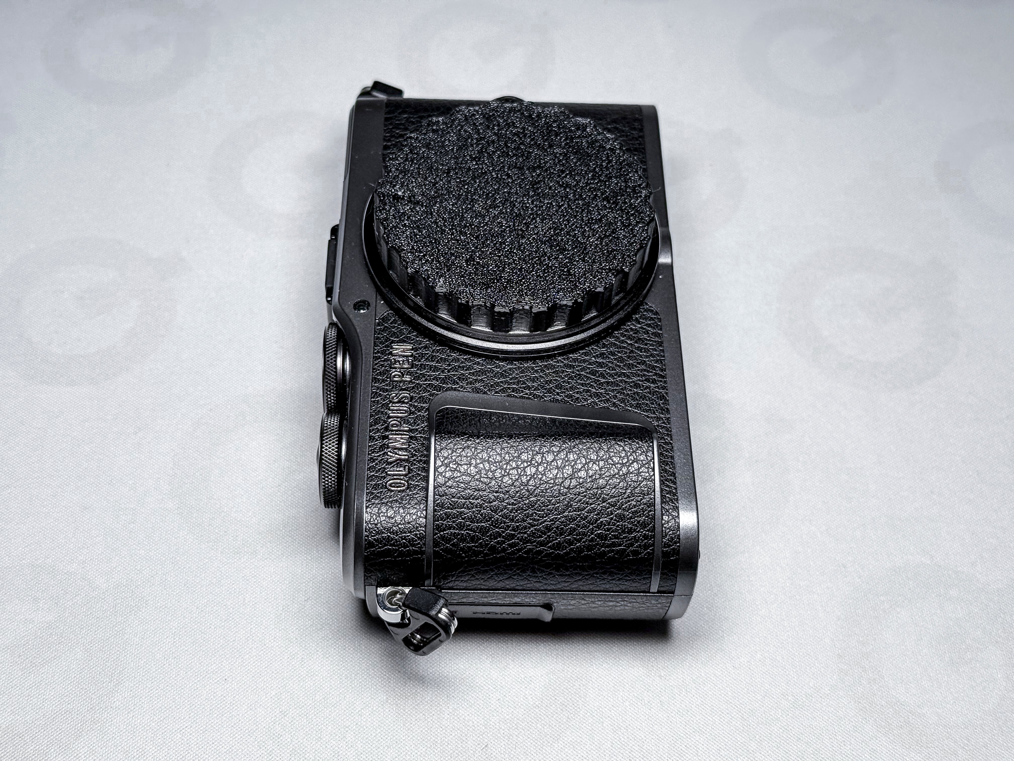Olympus E-PL10 Pen M43 Mirrorless Body - Mint, 1 Year Warranty, 1K Shutter