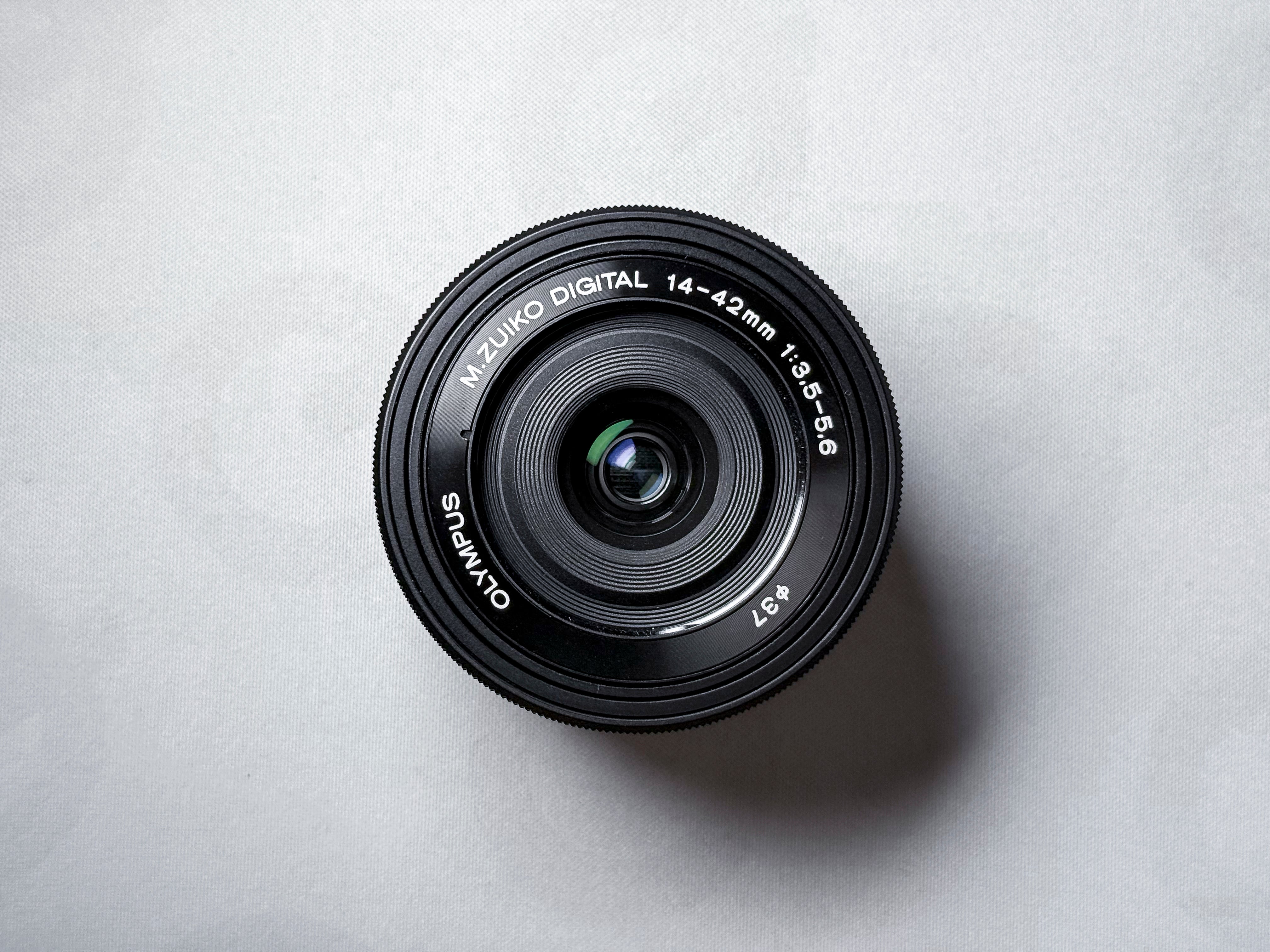 Olympus 14-42mm Zuiko Pancake M43 Lens - Mint 1 Year Warranty