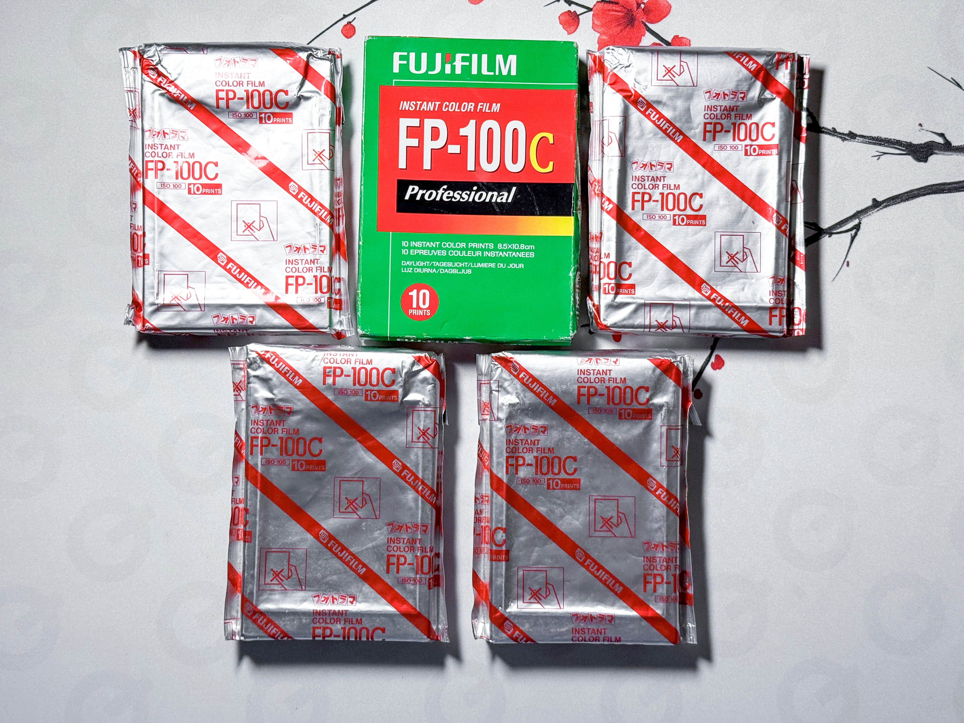 5x Fujifilm FP-100C Pellicola a colori istantanea staccabile - Sigillata