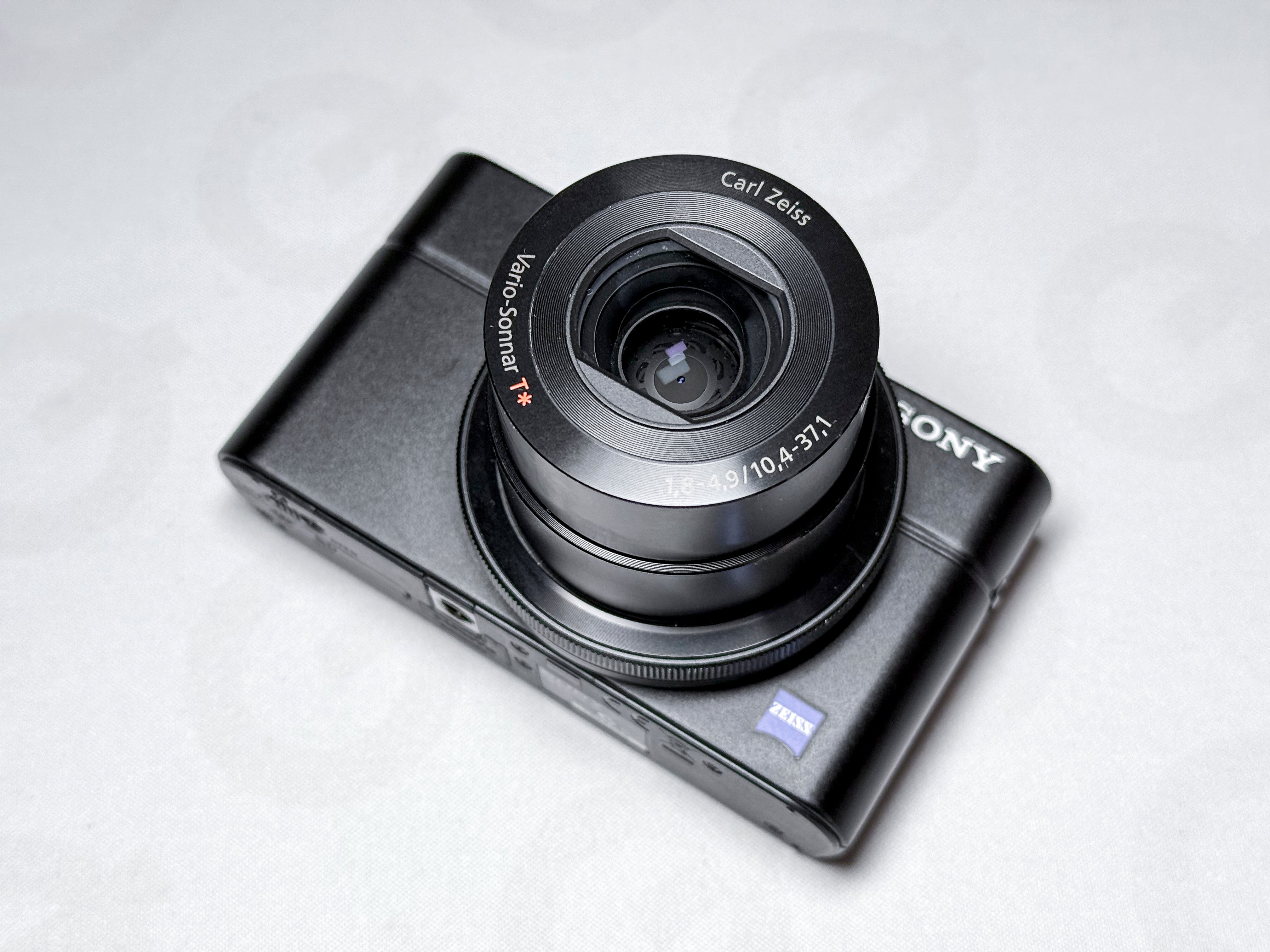 Sony RX100 (Mark I) Digital Camera EVF - Near Mint, with Warranty DSC-RX100