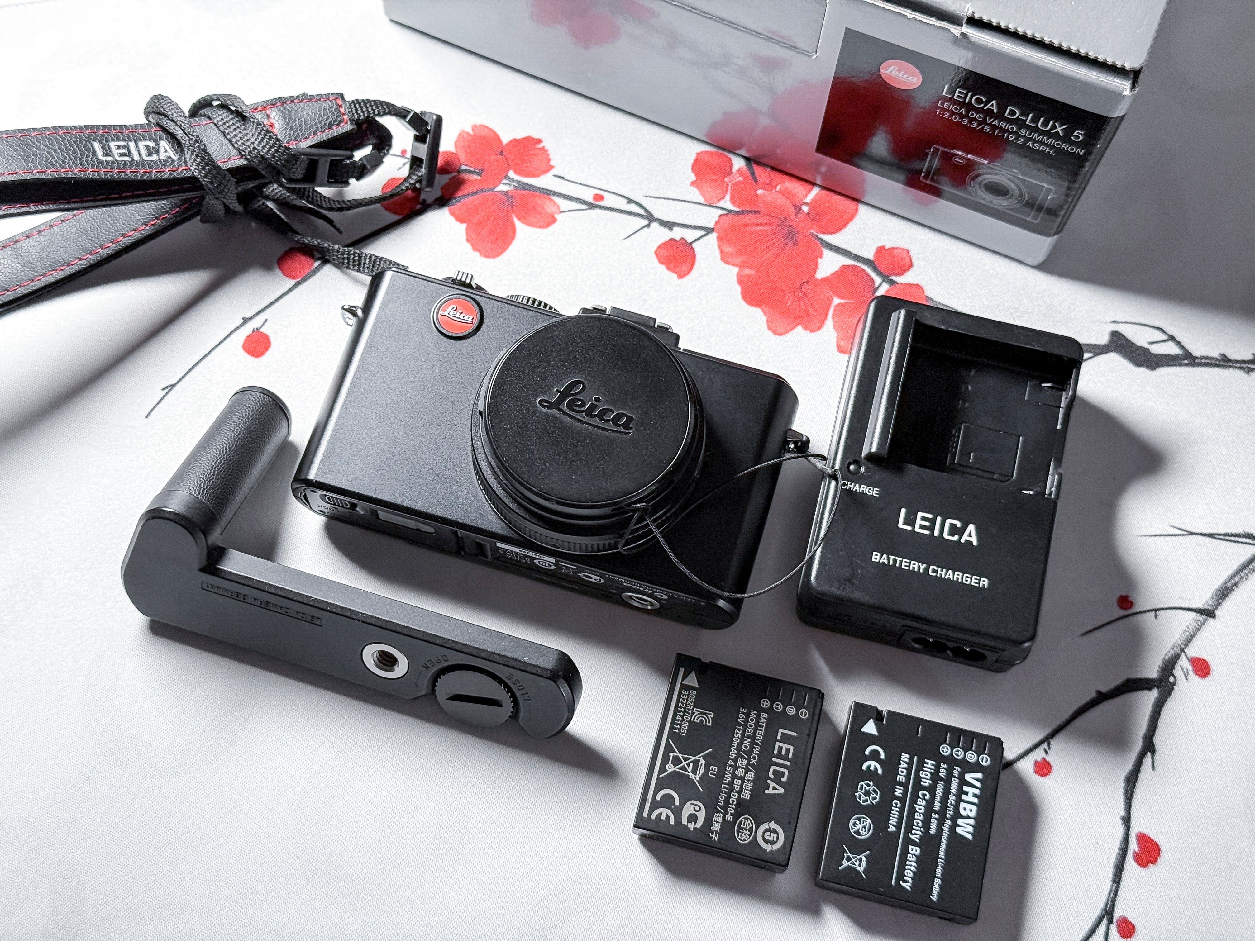 Leica D-Lux 5 CCD Compact Camera Summicron Lens - Warranty, Near Mint DLUX