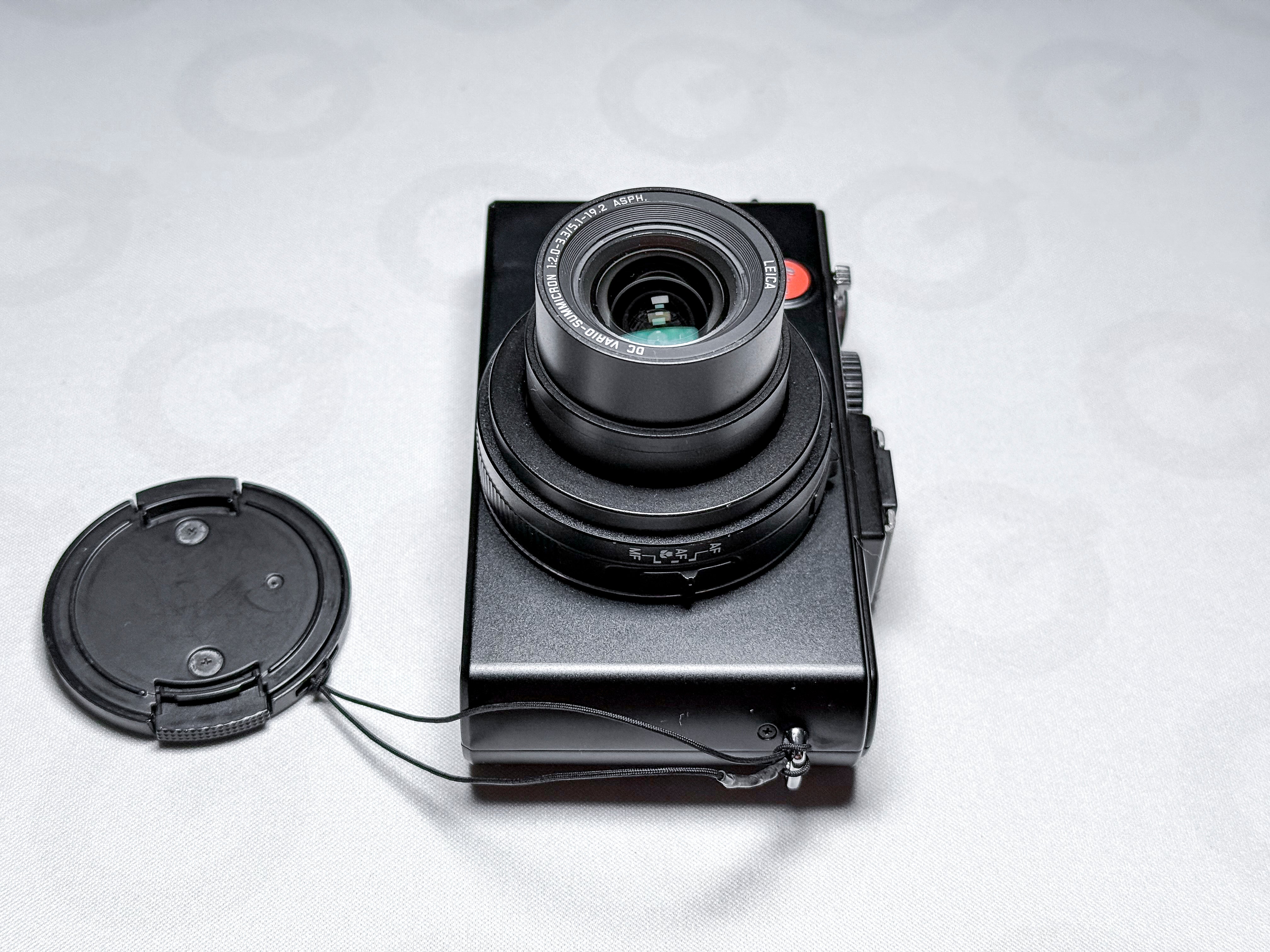 Leica D-Lux 5 CCD Compact Camera Summicron Lens - Warranty, Near Mint DLUX