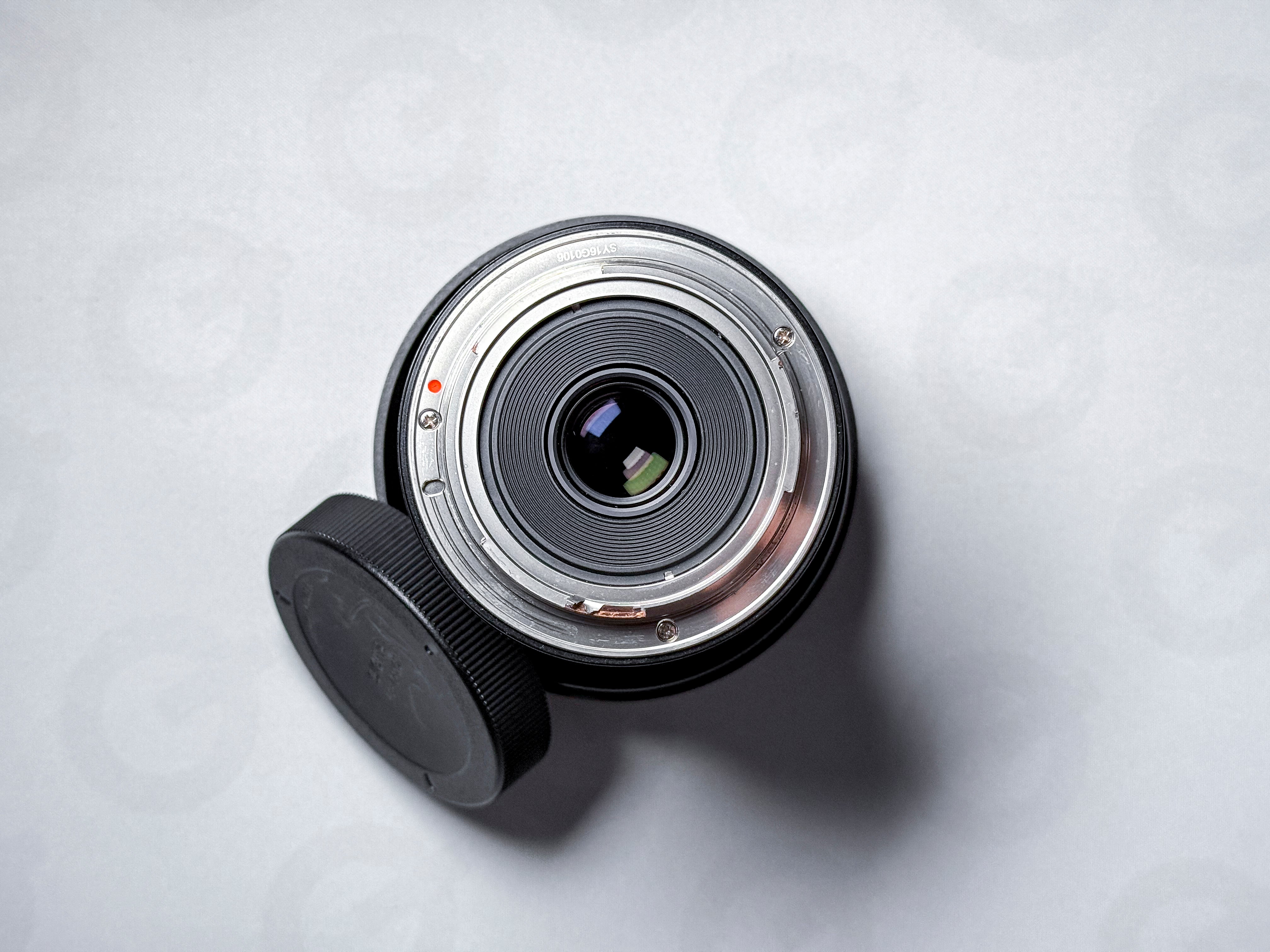 Samyang 14mm f/2.8 Ultra-wideangle lens for Canon EF EOS - Mint, Warranty