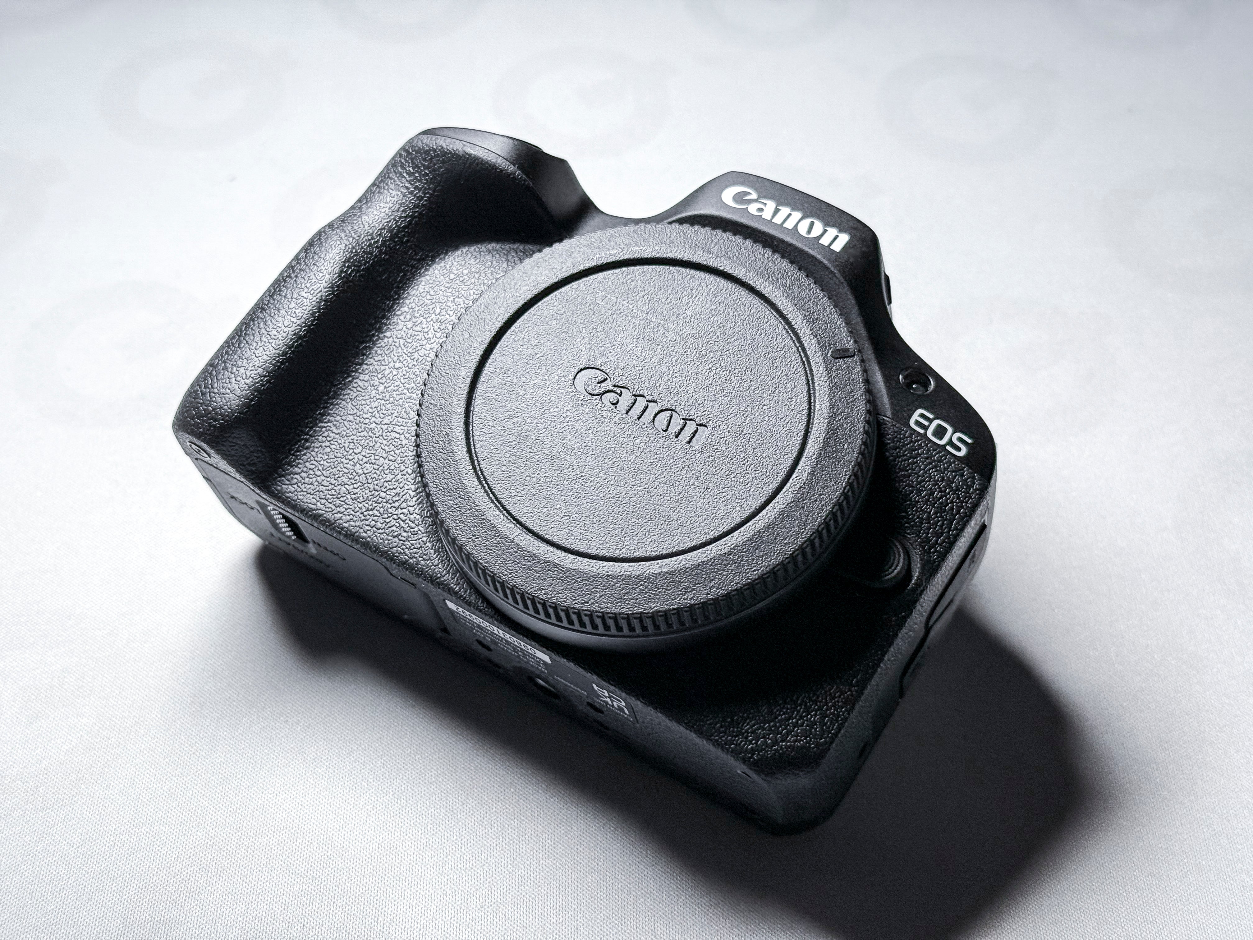 Canon EOS R100 + 18-45mm STM RF-S APS -C Mirroless Kit - Warranty, Mint RF