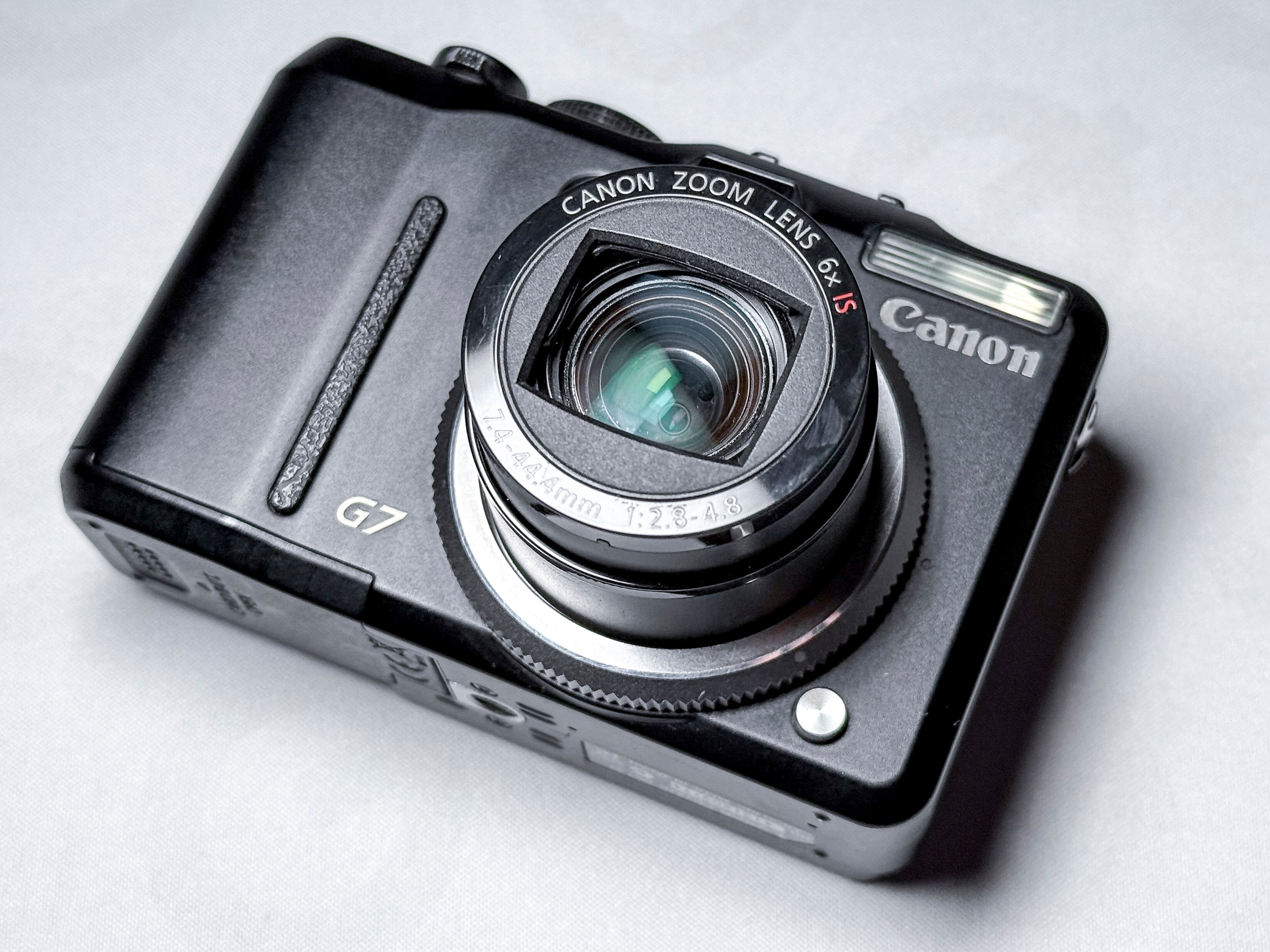 Canon Powershot G7 Compact Camera CCD Sensor - Warranty, Excellent