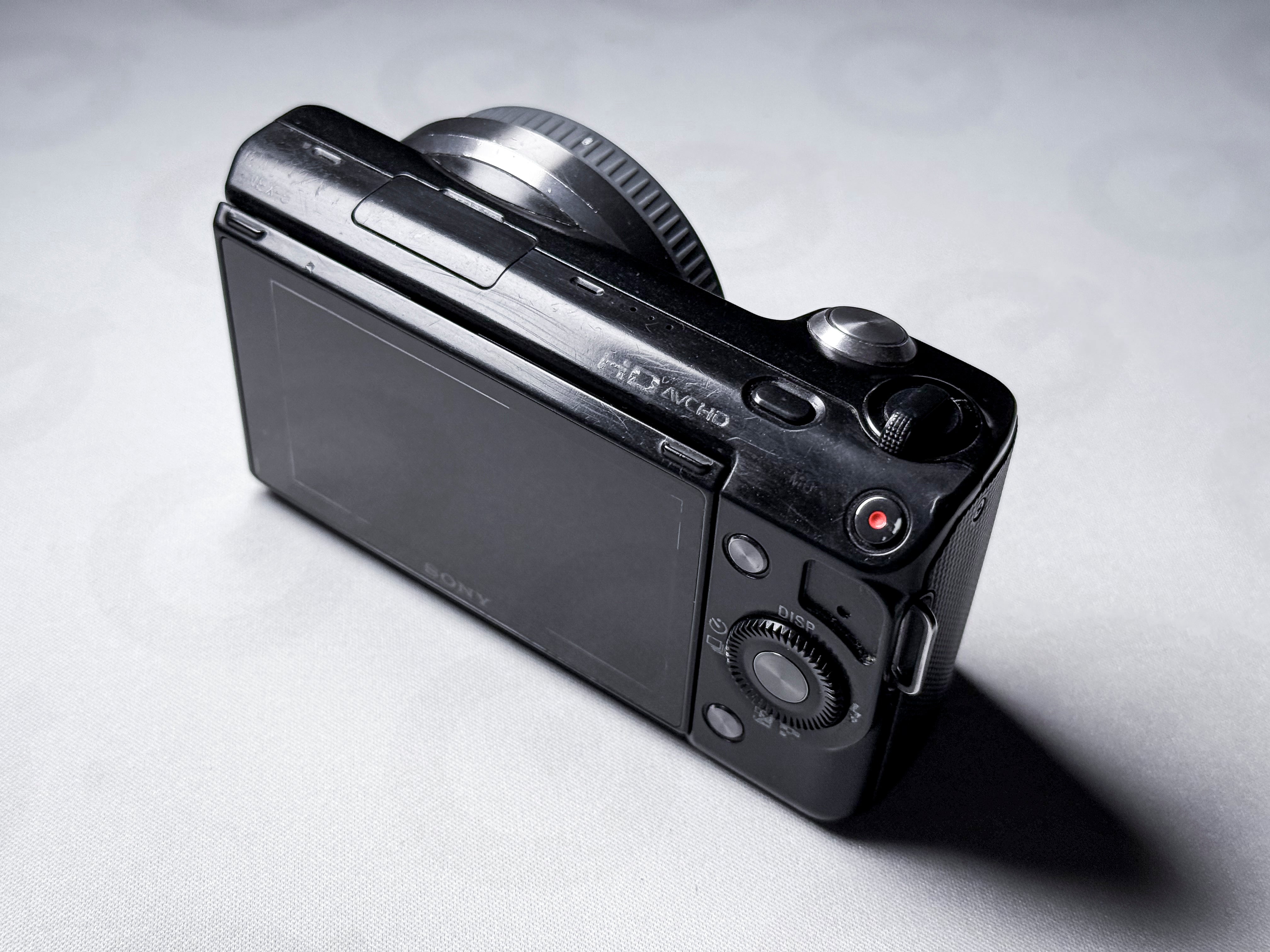 Sony Alpha NEX-5 APS-C Mirrorless E-Mount - Perfettamente funzionante