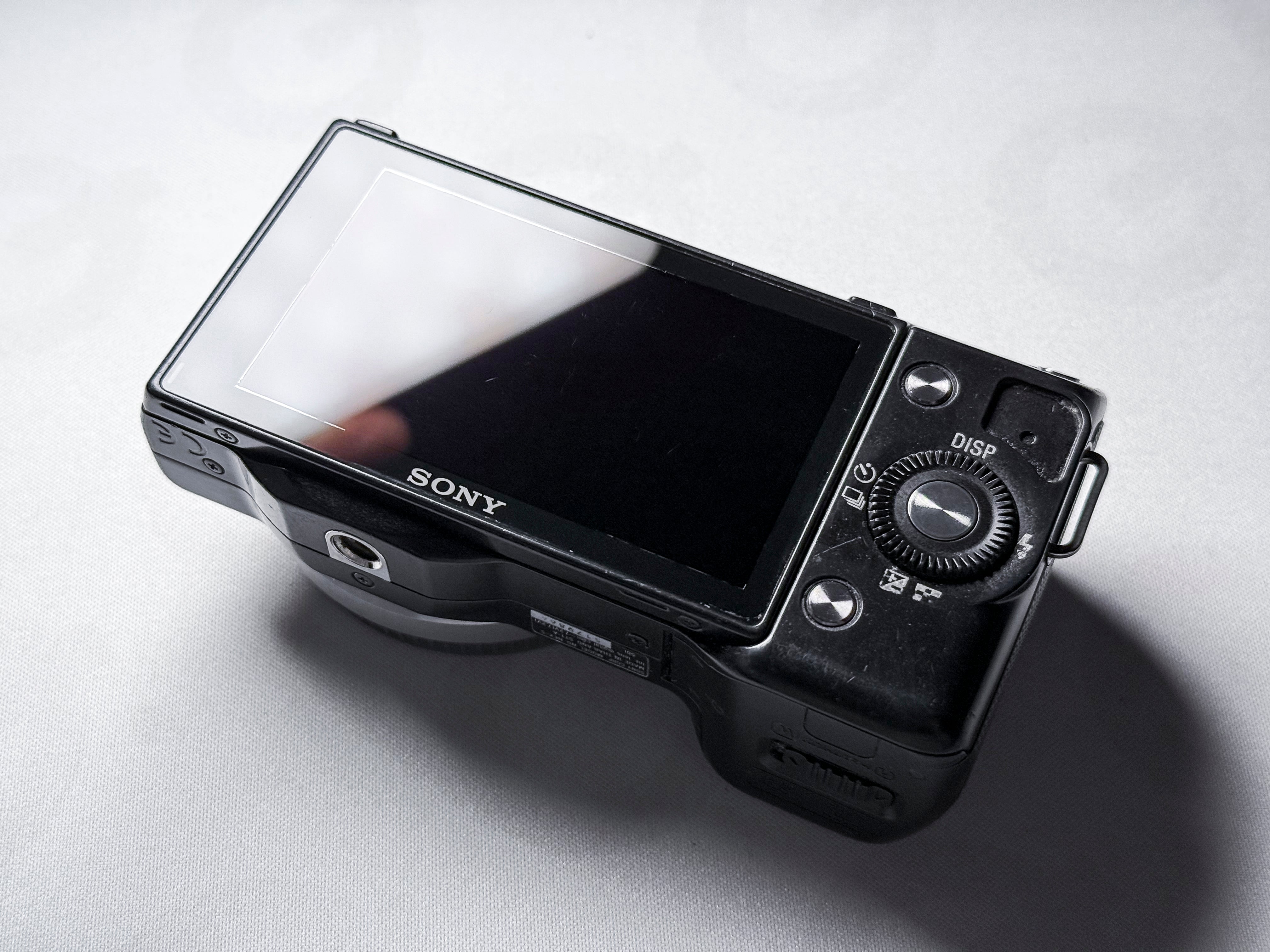 Sony Alpha NEX-5 APS-C Mirrorless E-Mount - Perfettamente funzionante