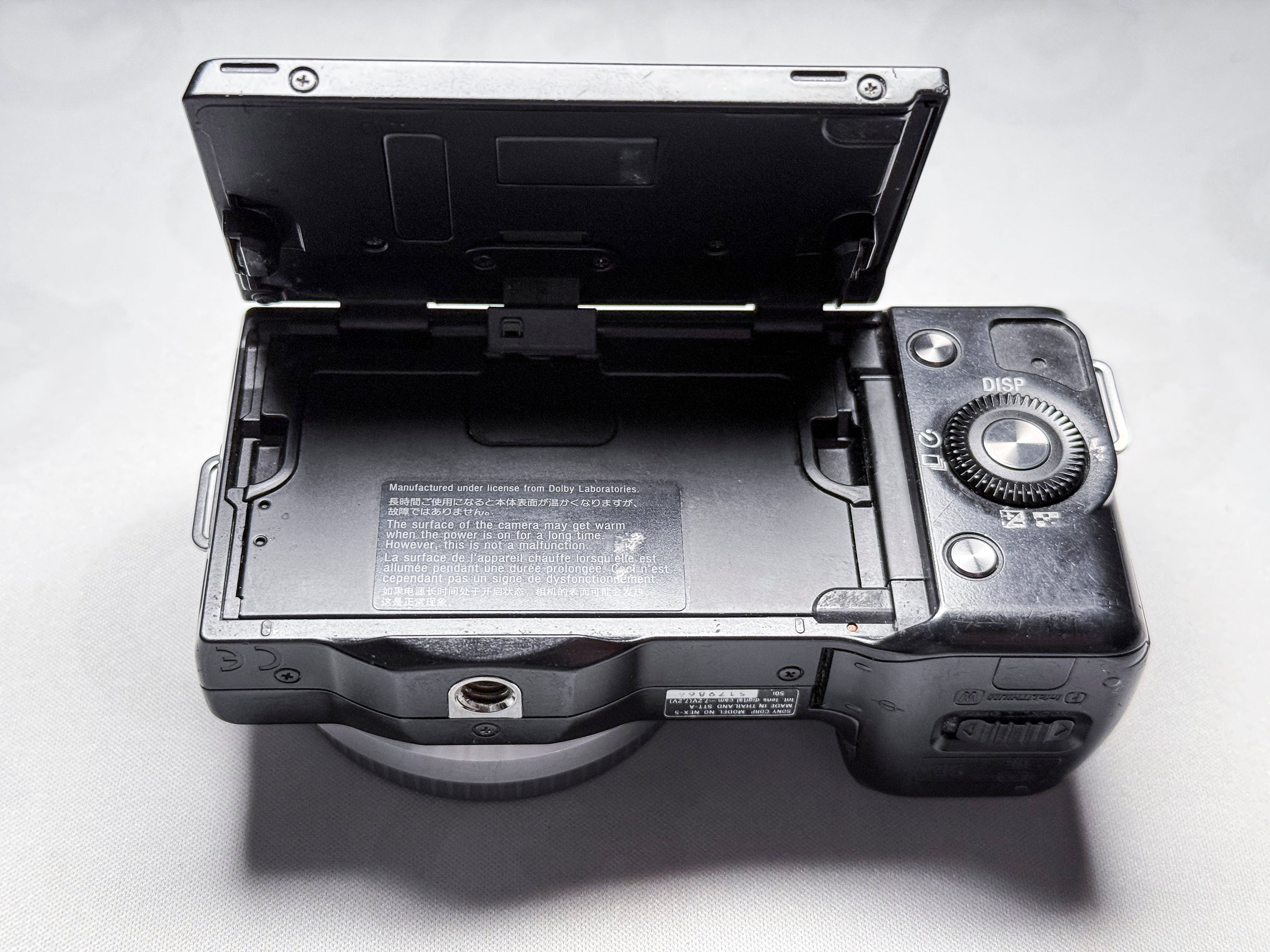 Sony Alpha NEX-5 APS-C Mirrorless E-Mount - Perfettamente funzionante