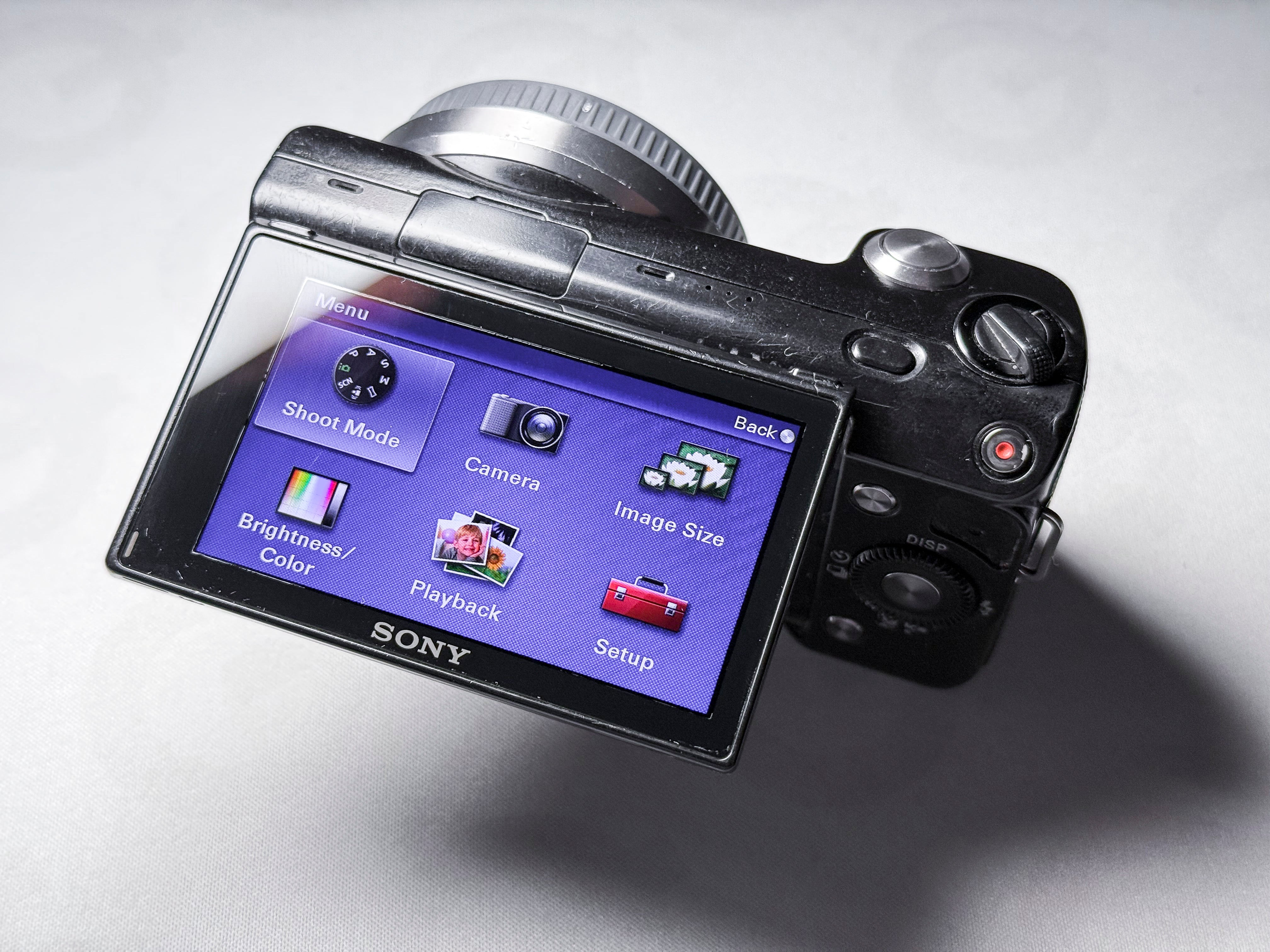 Sony Alpha NEX-5 APS-C Mirrorless E-Mount - Perfettamente funzionante