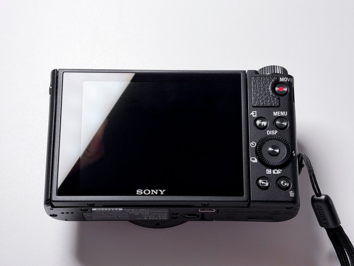 Sony HX95 Cyber-shot 18.2 Mpx 4K - 1 Year Warranty, Near Mint HX-95 (HX99)