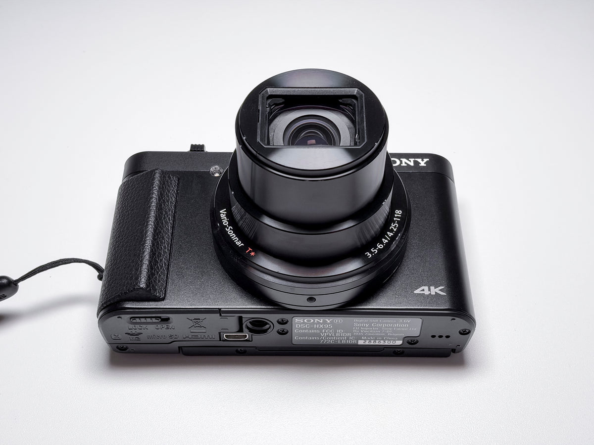 Sony HX95 Cyber-shot 18.2 Mpx 4K - 1 Year Warranty, Near Mint HX-95 (HX99)