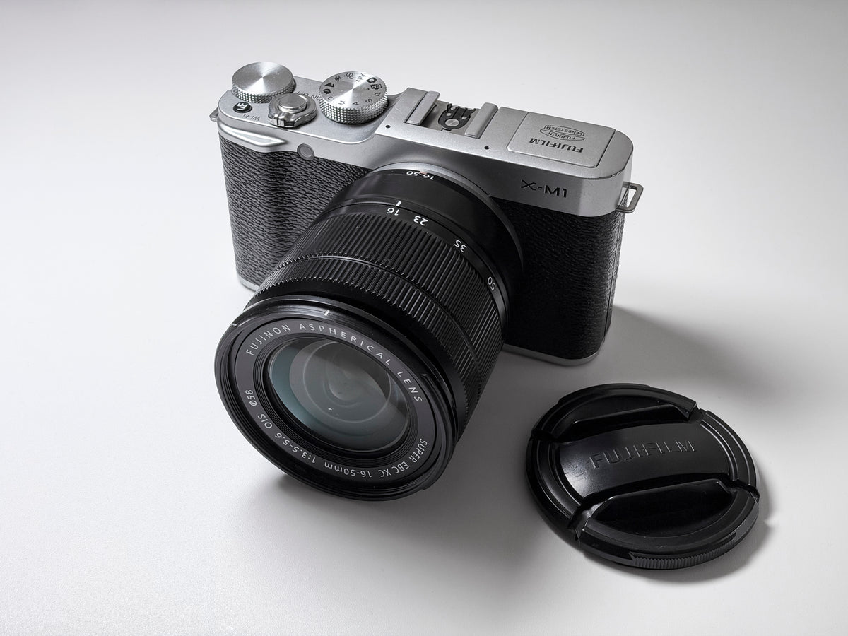 Fujifilm X-M1 + 16-50mm OIS Mirrorless APS-C Fuji - 1 Year Warranty, Excellent