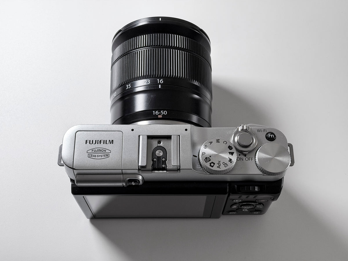 Fujifilm X-M1 + 16-50mm OIS Mirrorless APS-C Fuji - 1 Year Warranty, Excellent