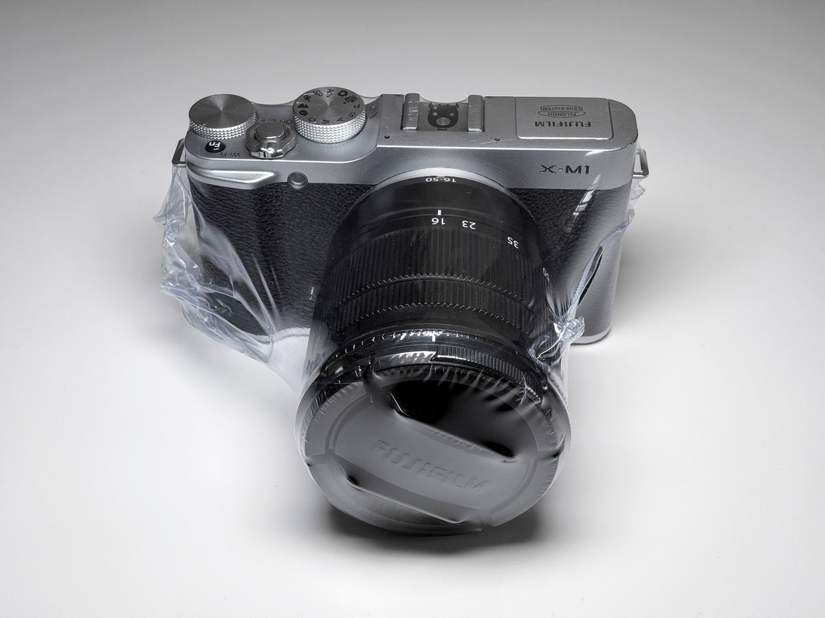 Fujifilm X-M1 + 16-50mm OIS Mirrorless APS-C Fuji - 1 Year Warranty, Excellent
