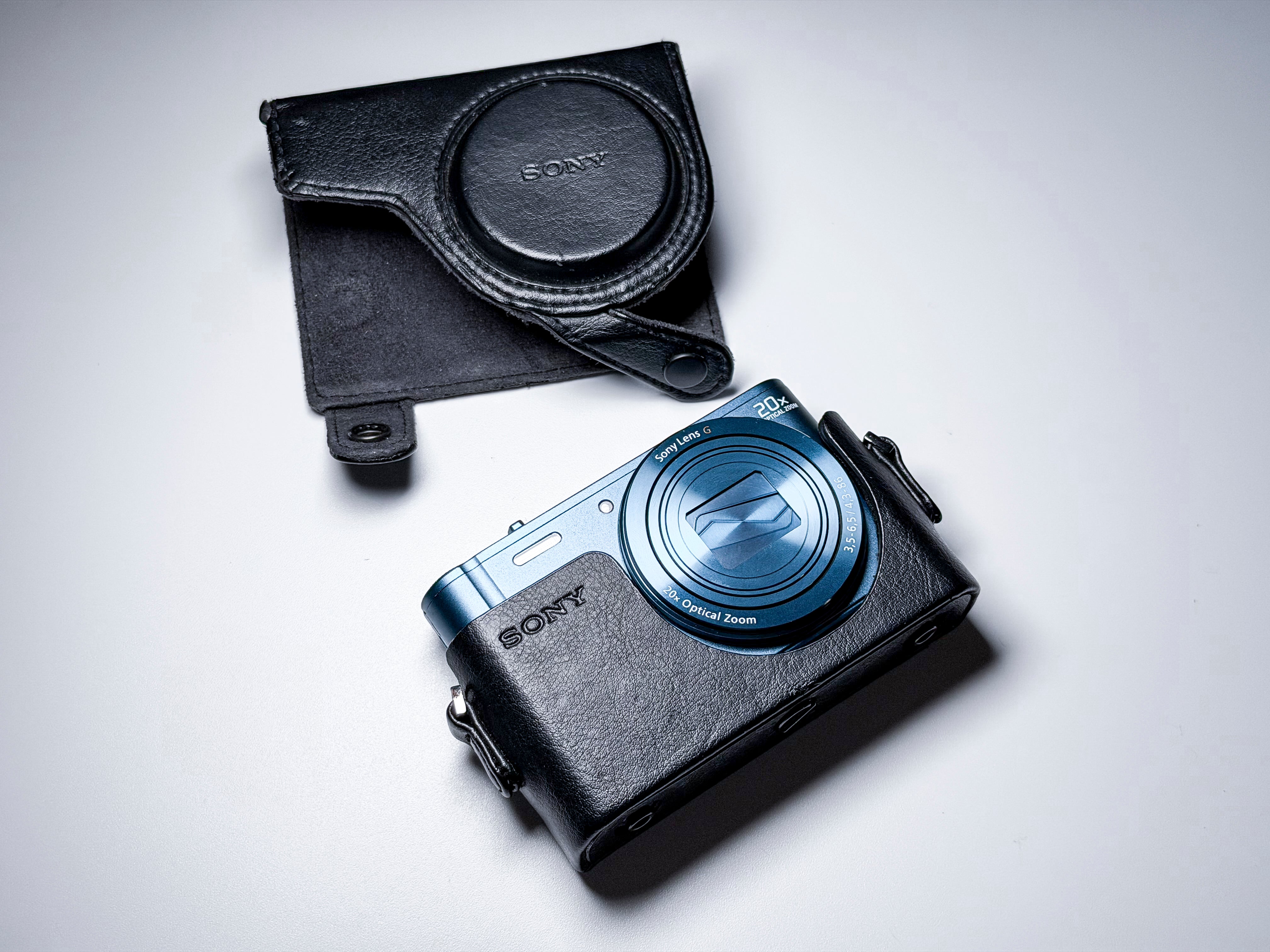 Sony WX300 WX350 Cyber-shot 20x Zoom - 1 Year Warranty DSC-WX300