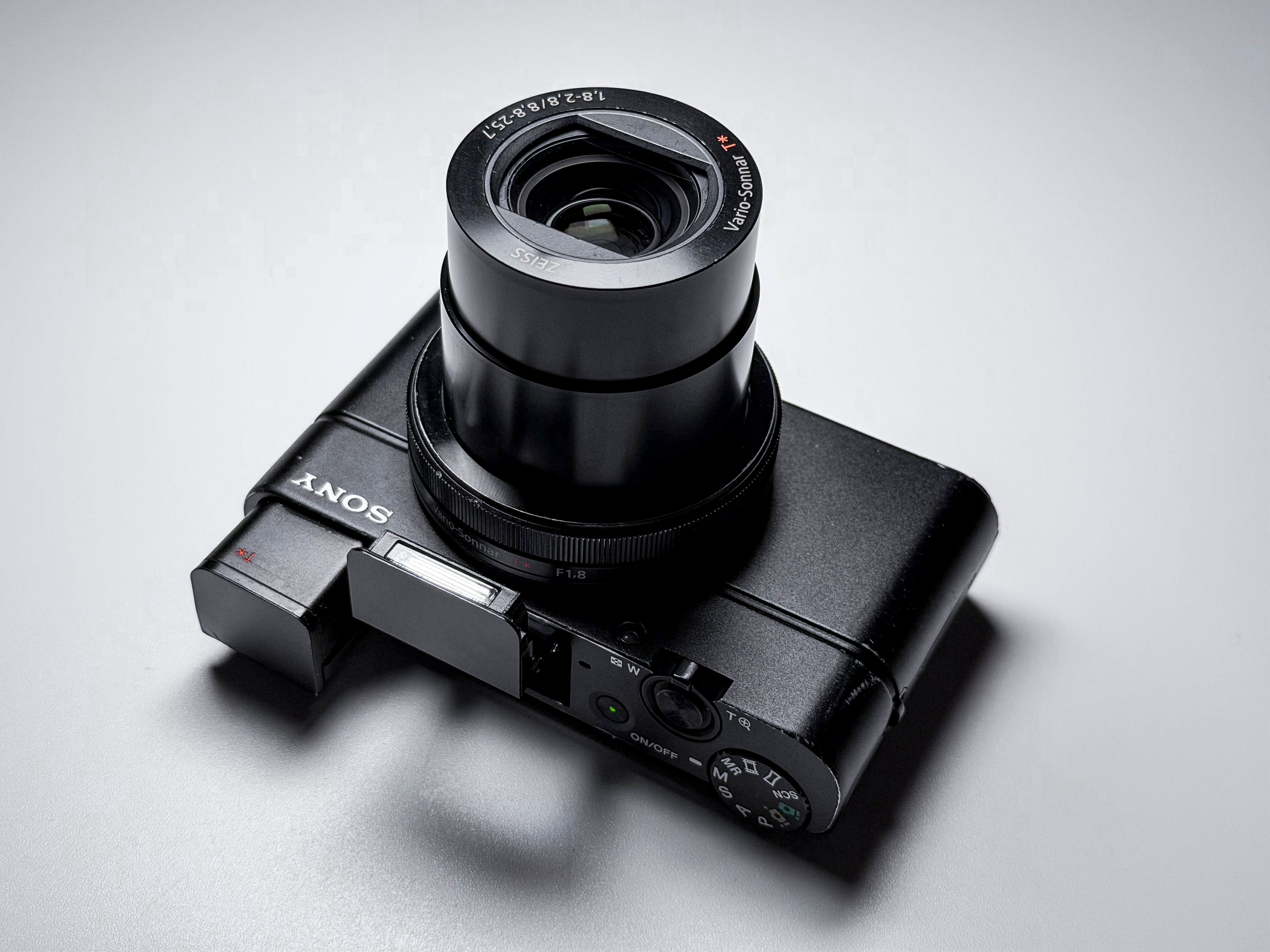 Sony RX100 III Mark 3 Cyber-shot 20,1 Mpx -  1 Year Warranty Excellent RX 100 M3