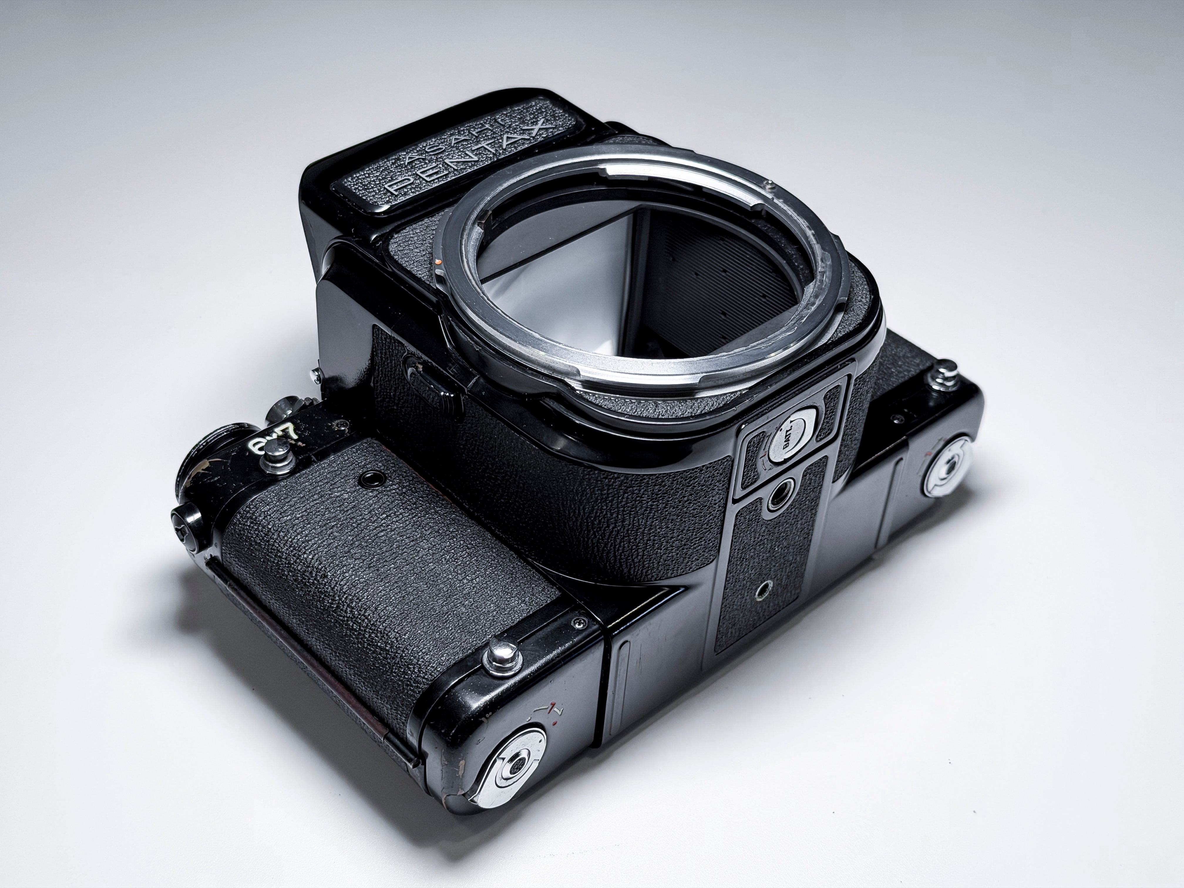 Pentax 6x7 MLU Body Only Medium Format 120 Film - Read Description