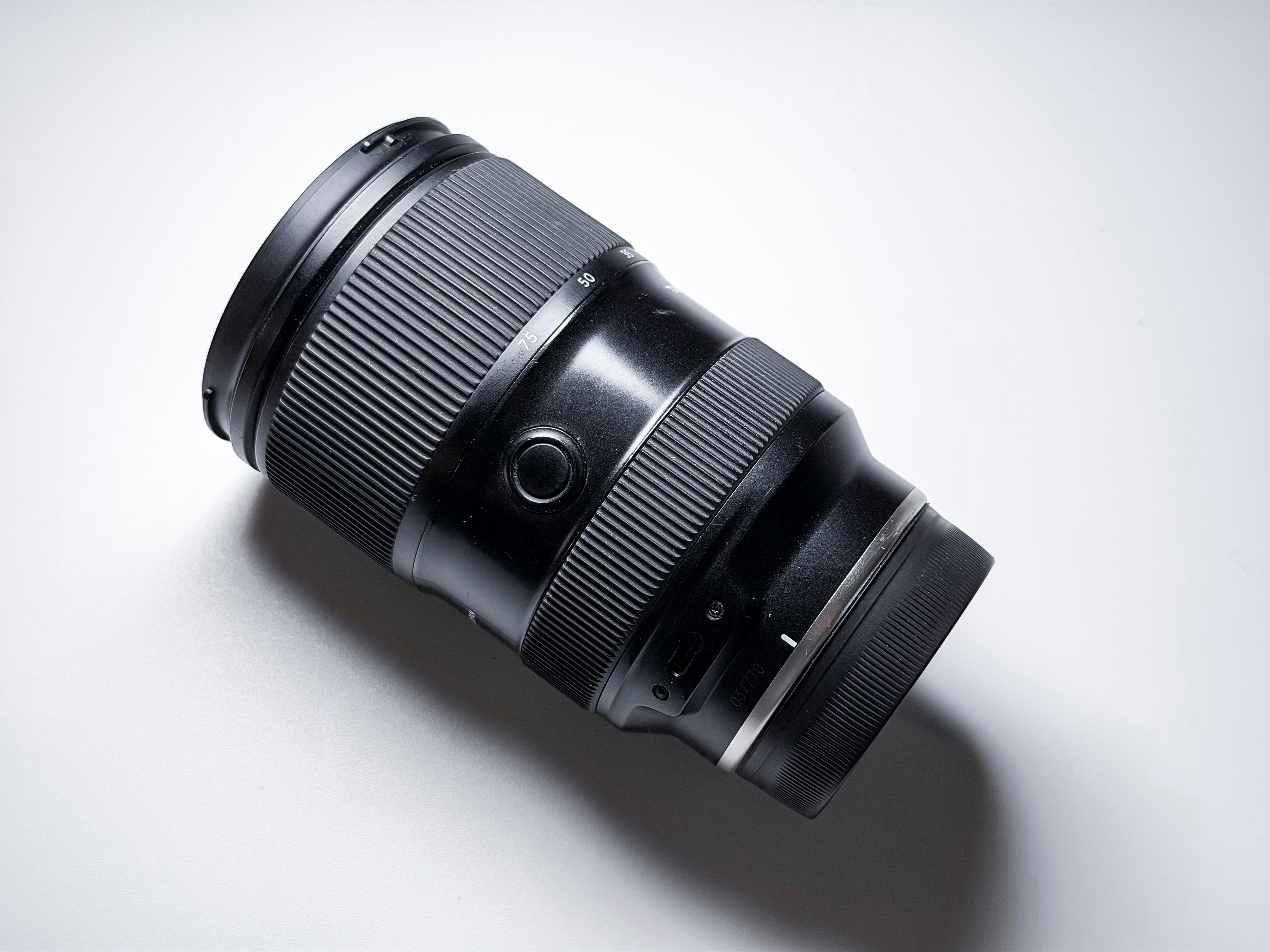 Tamron 28-75mm f/2.8 G2 for Sony E - 1 Year Warranty, Small Defect