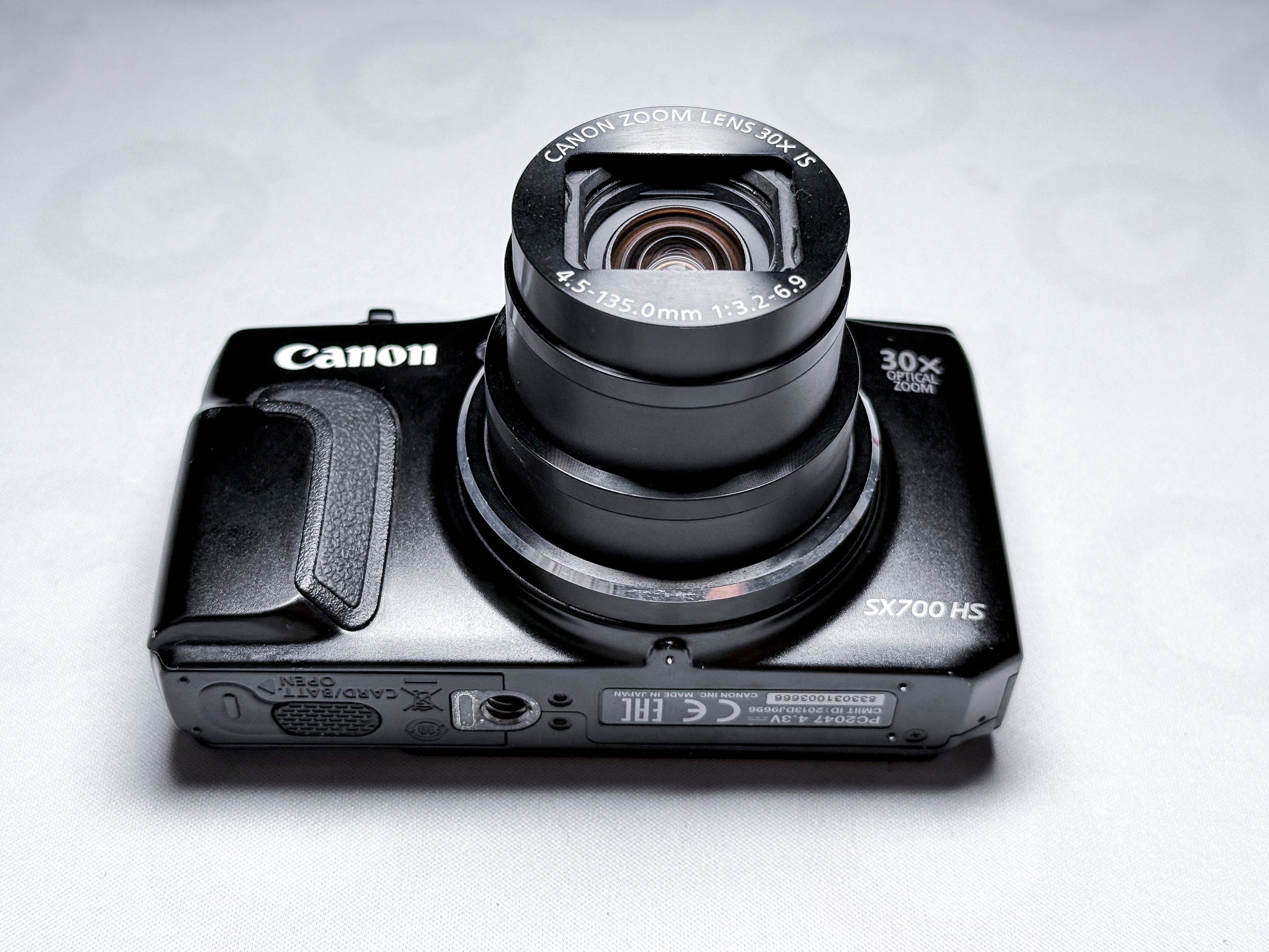 Canon Powershot SX700 HS Compact Camera 30X Zoom - Warranty, Near Mint