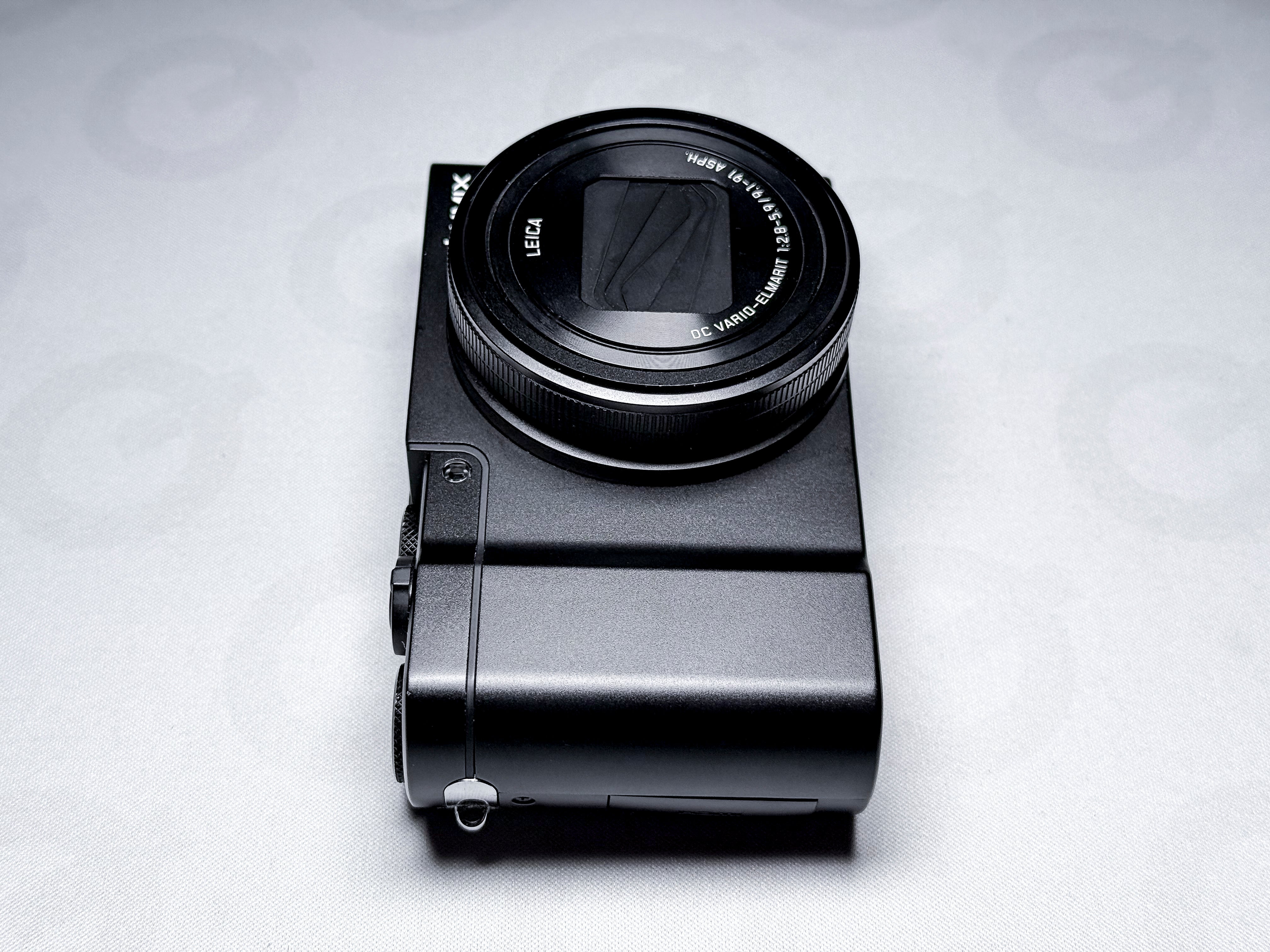 Panasonic Lumix TZ100 Digital Compact camera with Leica Lens - Warranty, Excellent