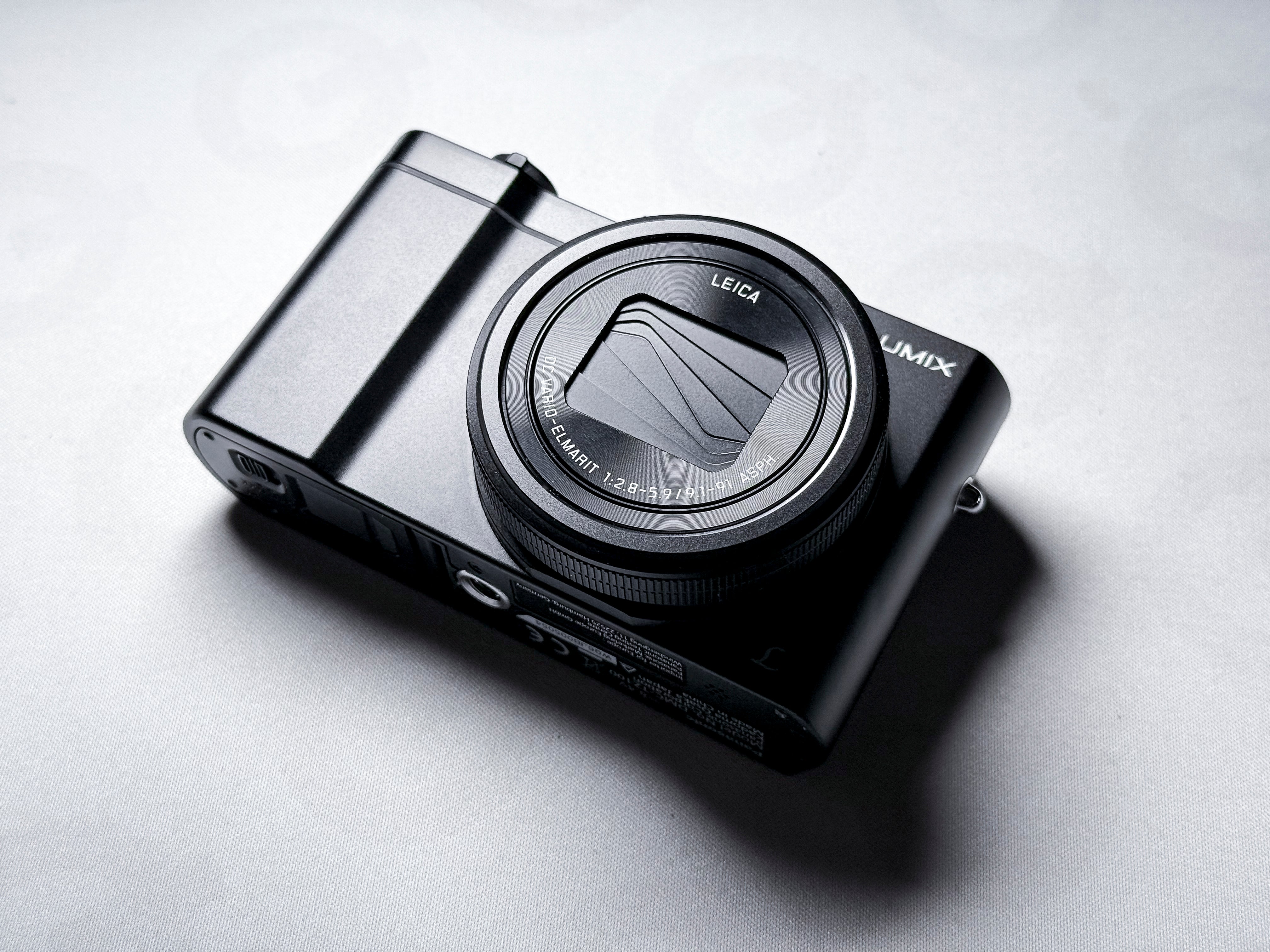 Panasonic Lumix TZ100 Digital Compact camera with Leica Lens - Warranty, Excellent