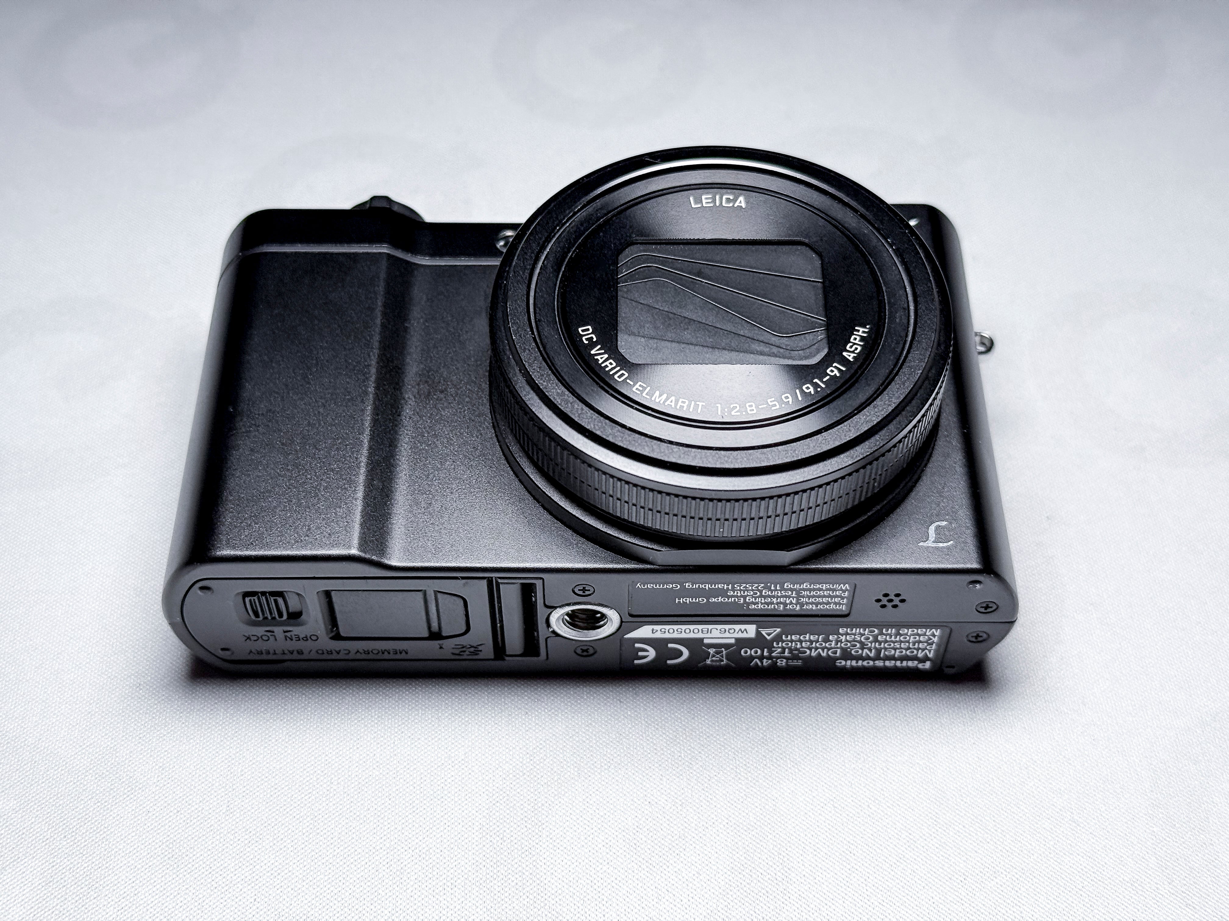 Panasonic Lumix TZ100 Digital Compact camera with Leica Lens - Warranty, Excellent