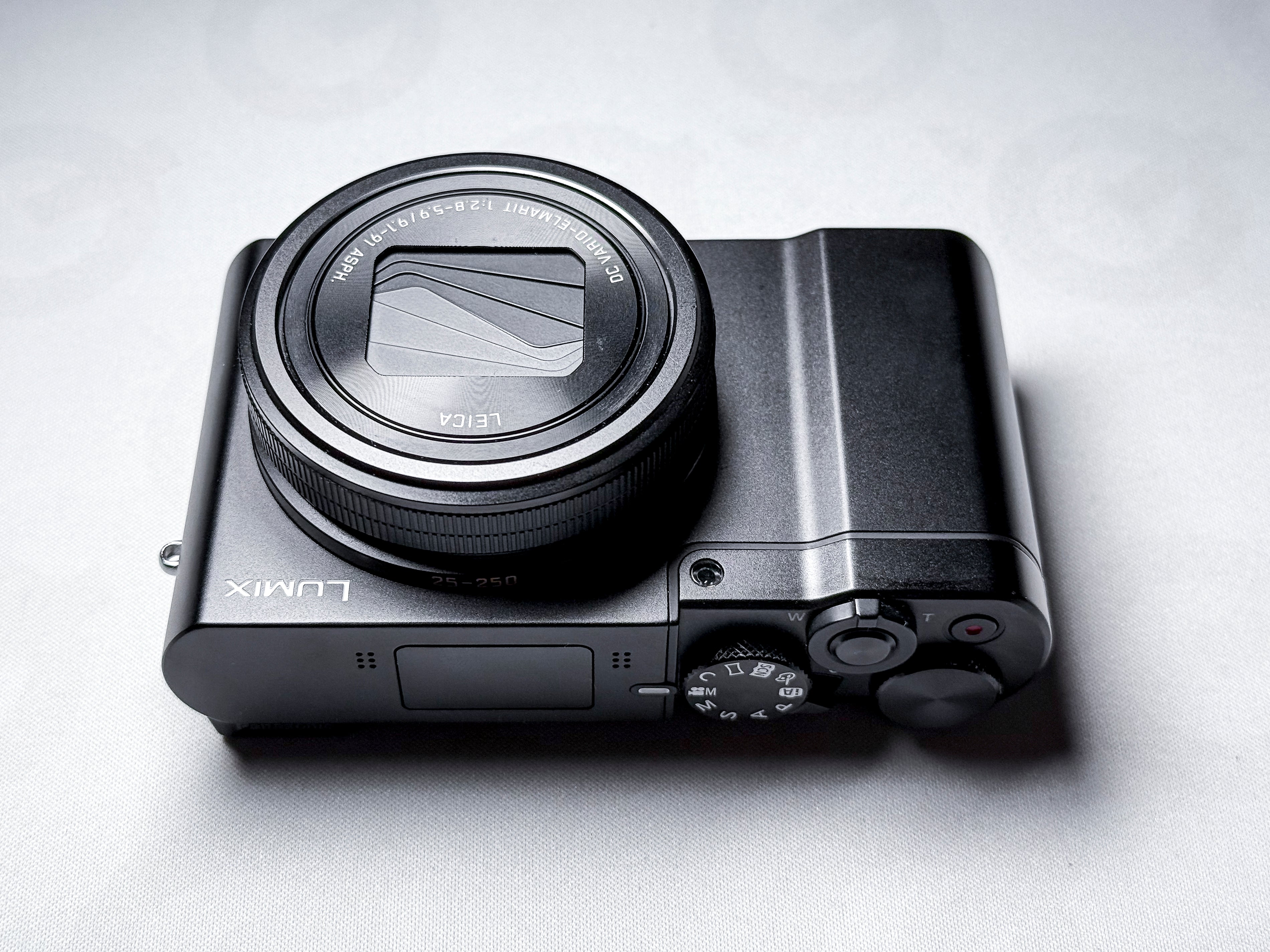 Panasonic Lumix TZ100 Digital Compact camera with Leica Lens - Warranty, Excellent