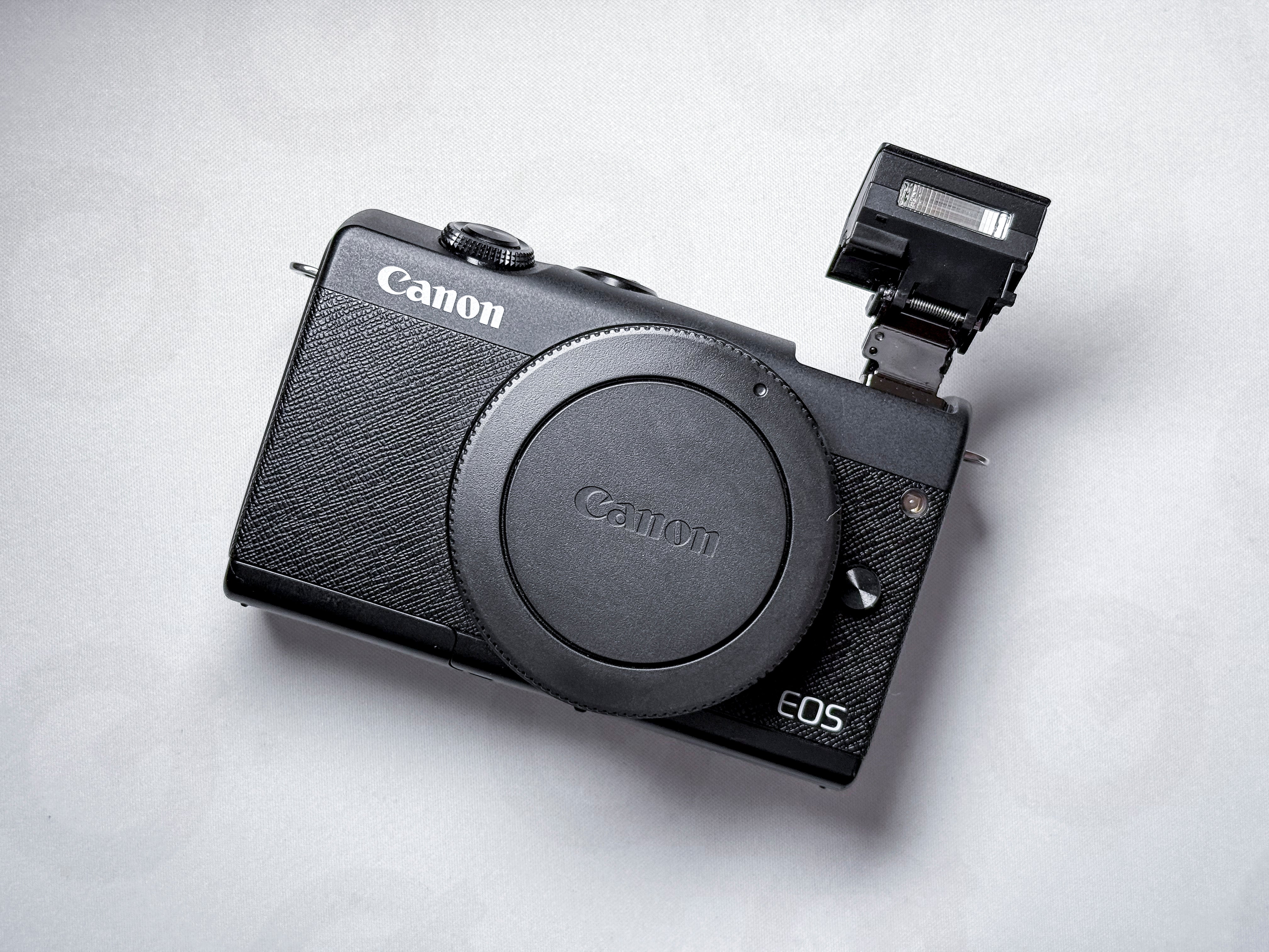 Canon EOS M200 + 15-45mm - Fotocamera Mirrorless EF-M 4K - Garanzia, Quasi perfetta